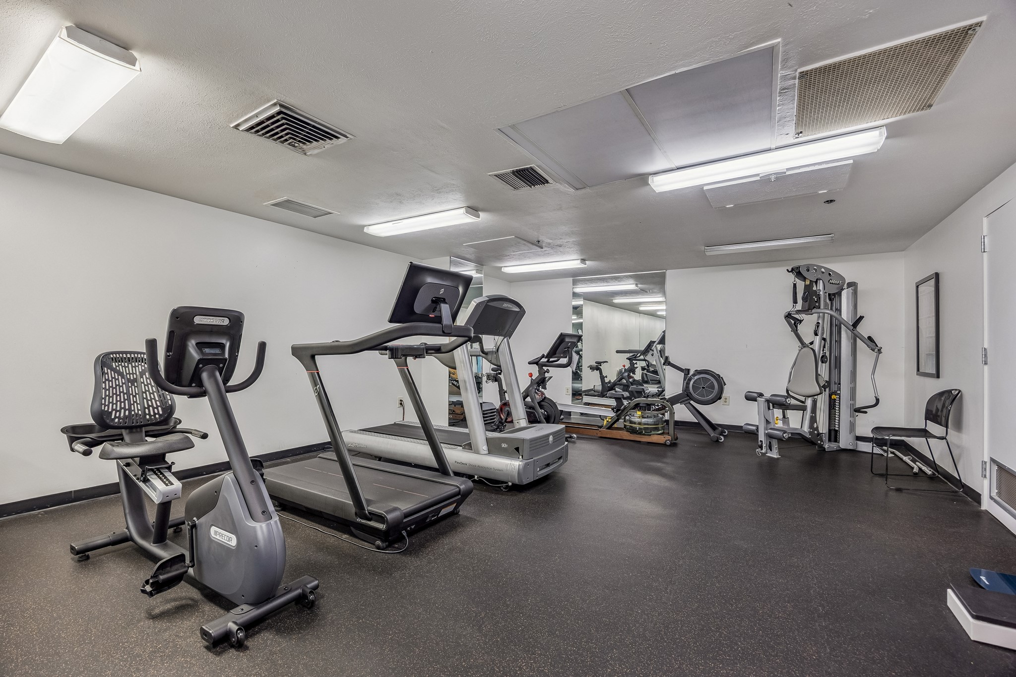  2200 Willowick Road #10D - 物件實景