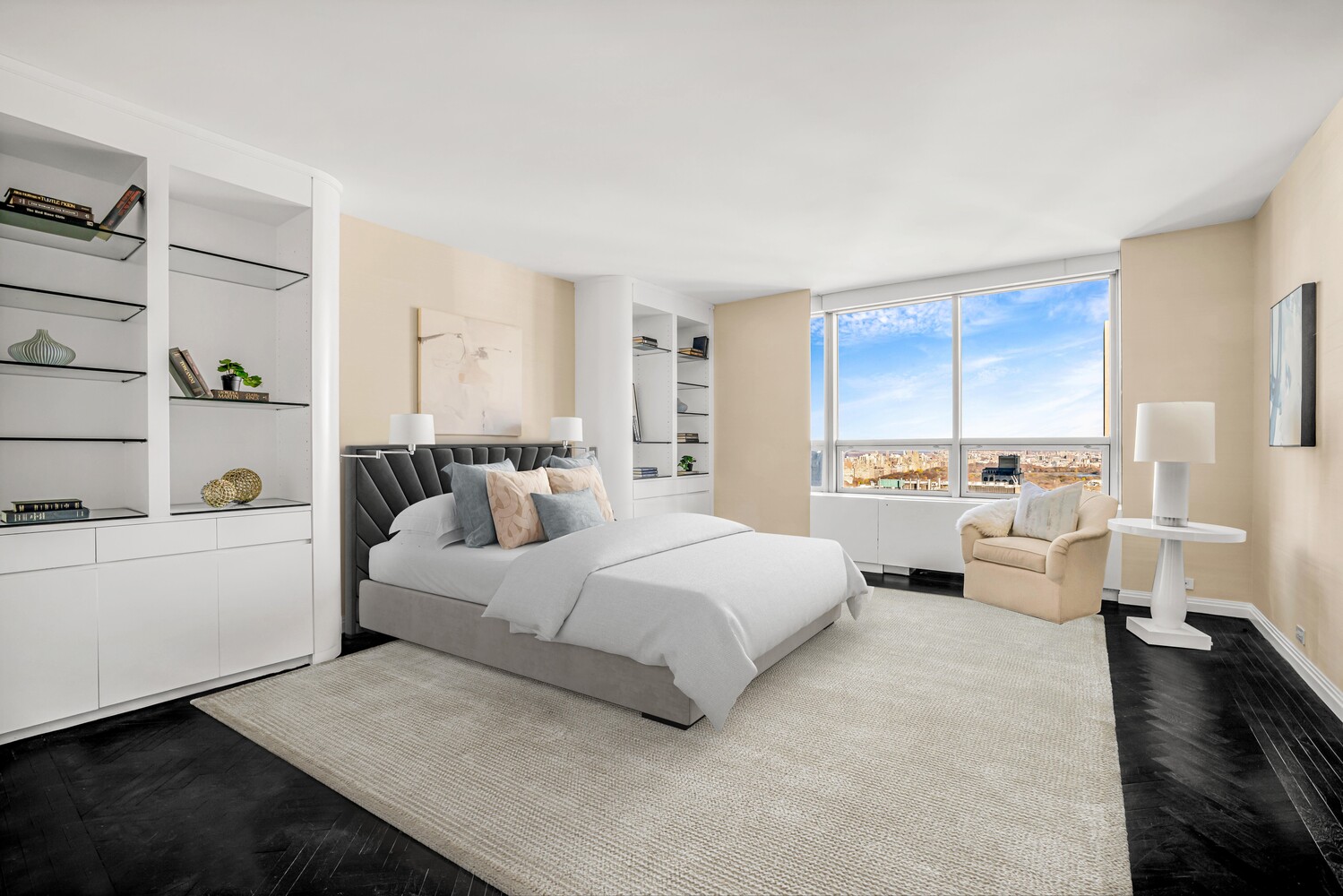 New York City, New York, 10019, United States, 3 Bedrooms Bedrooms, ,4 BathroomsBathrooms,Residential,For Sale,2000740