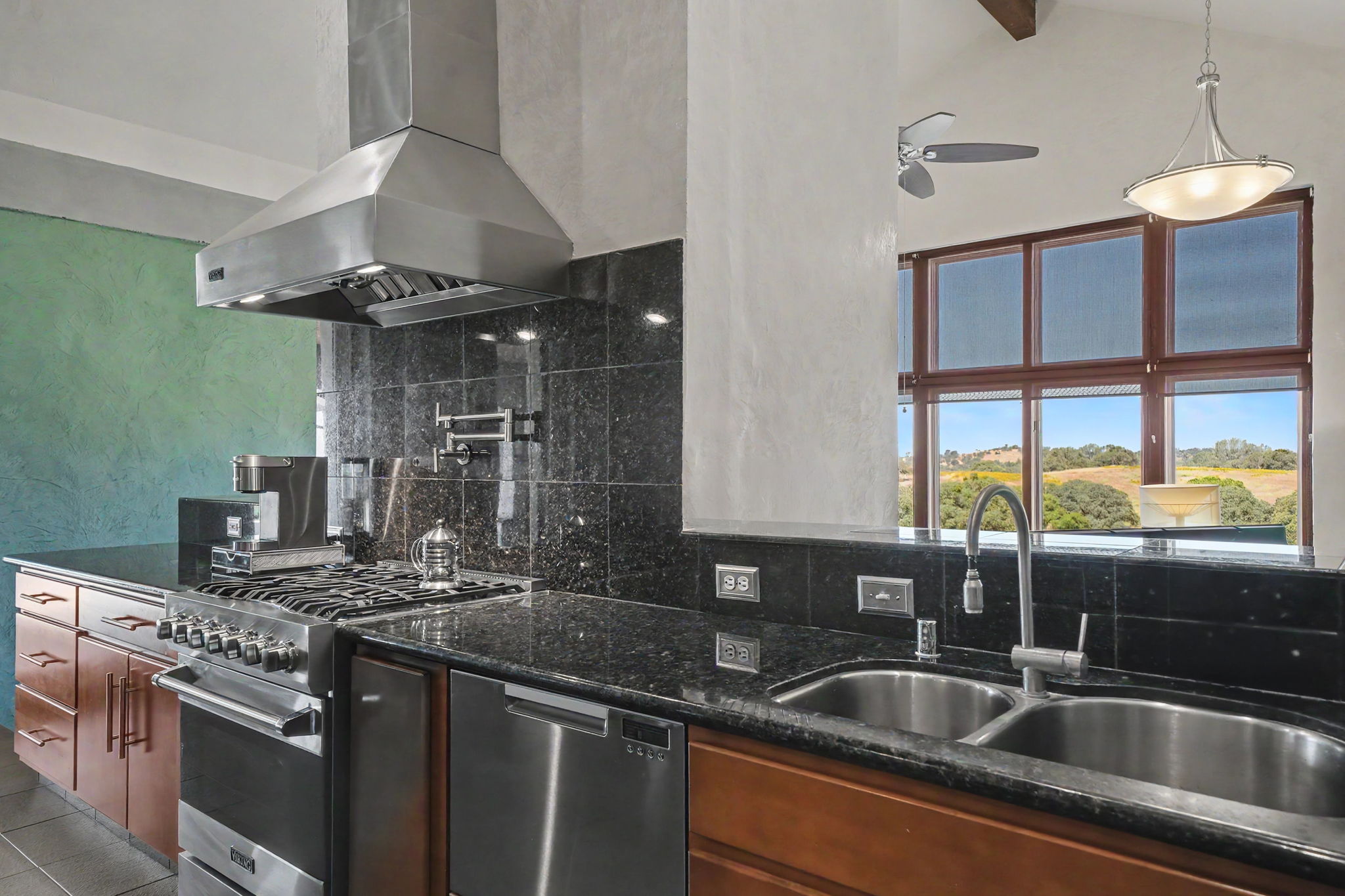  15070 Willow Creek Road, Plymouth, CA 95669 - 物件實景