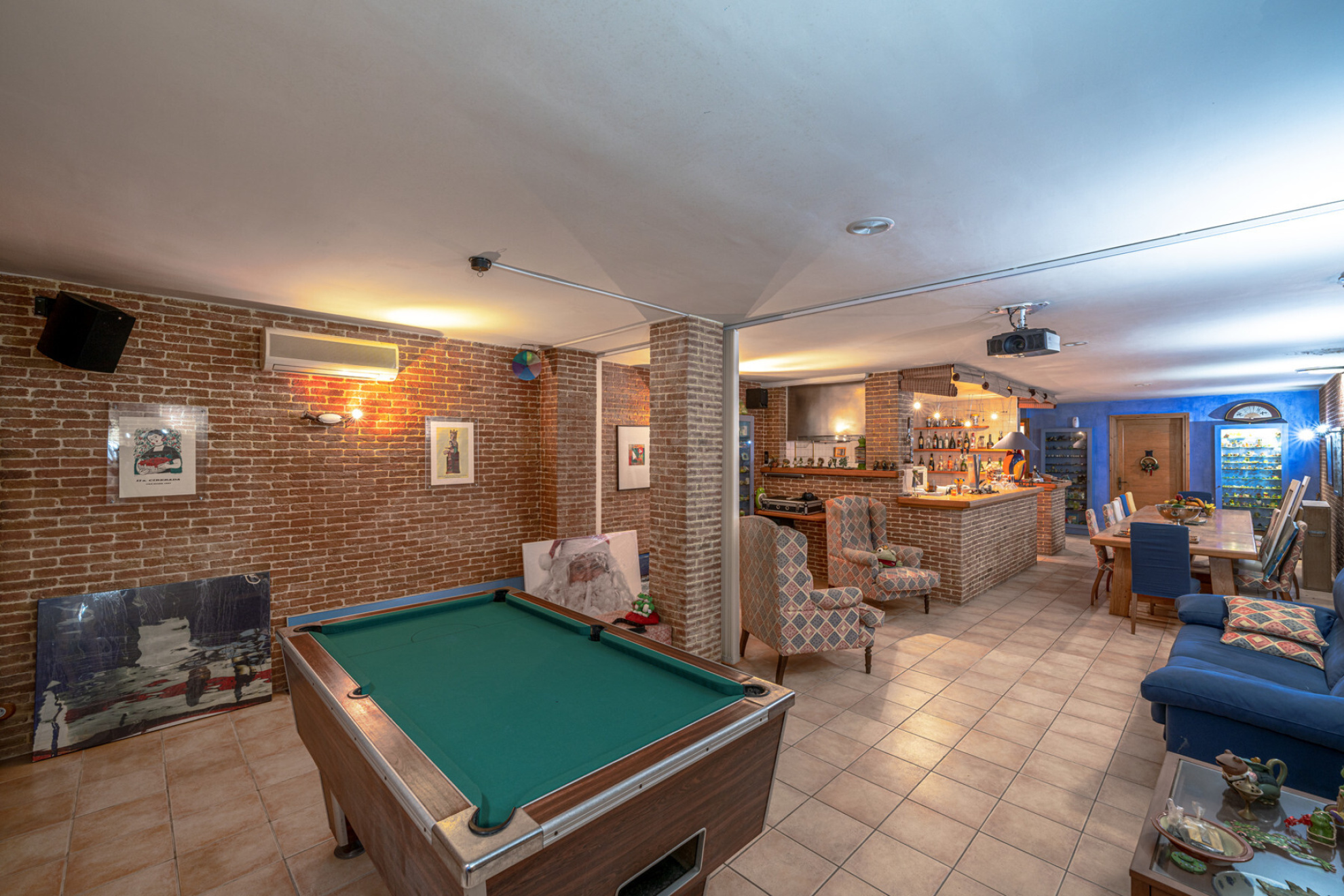  Extraordinary property with two separate houses in a privileged location - 物件實景