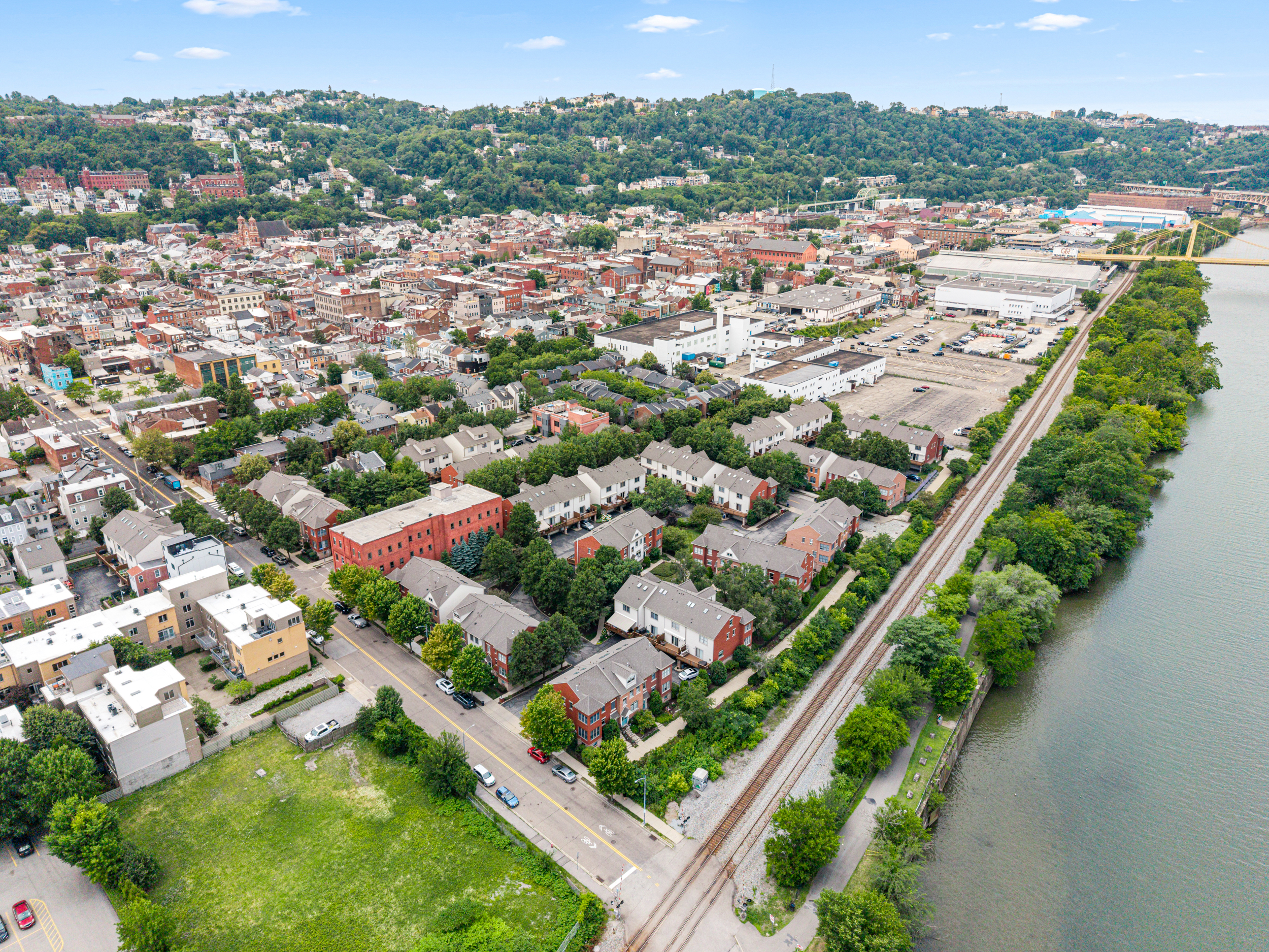  1740 South Shore Court, Pittsburgh, PA 15203 - 物件實景