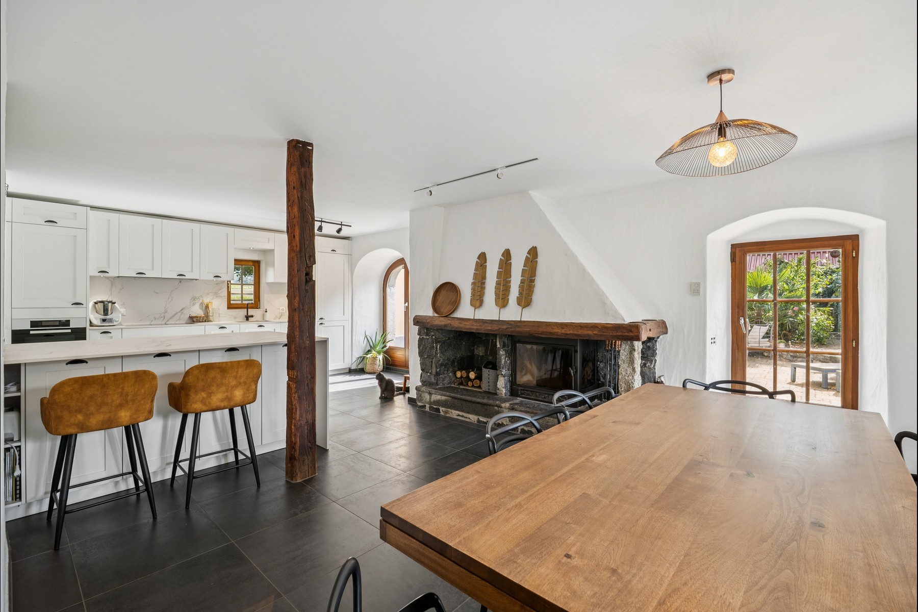  An authentic, charming home in the heart of an estate spanning more than 7,500 m - 物件實景