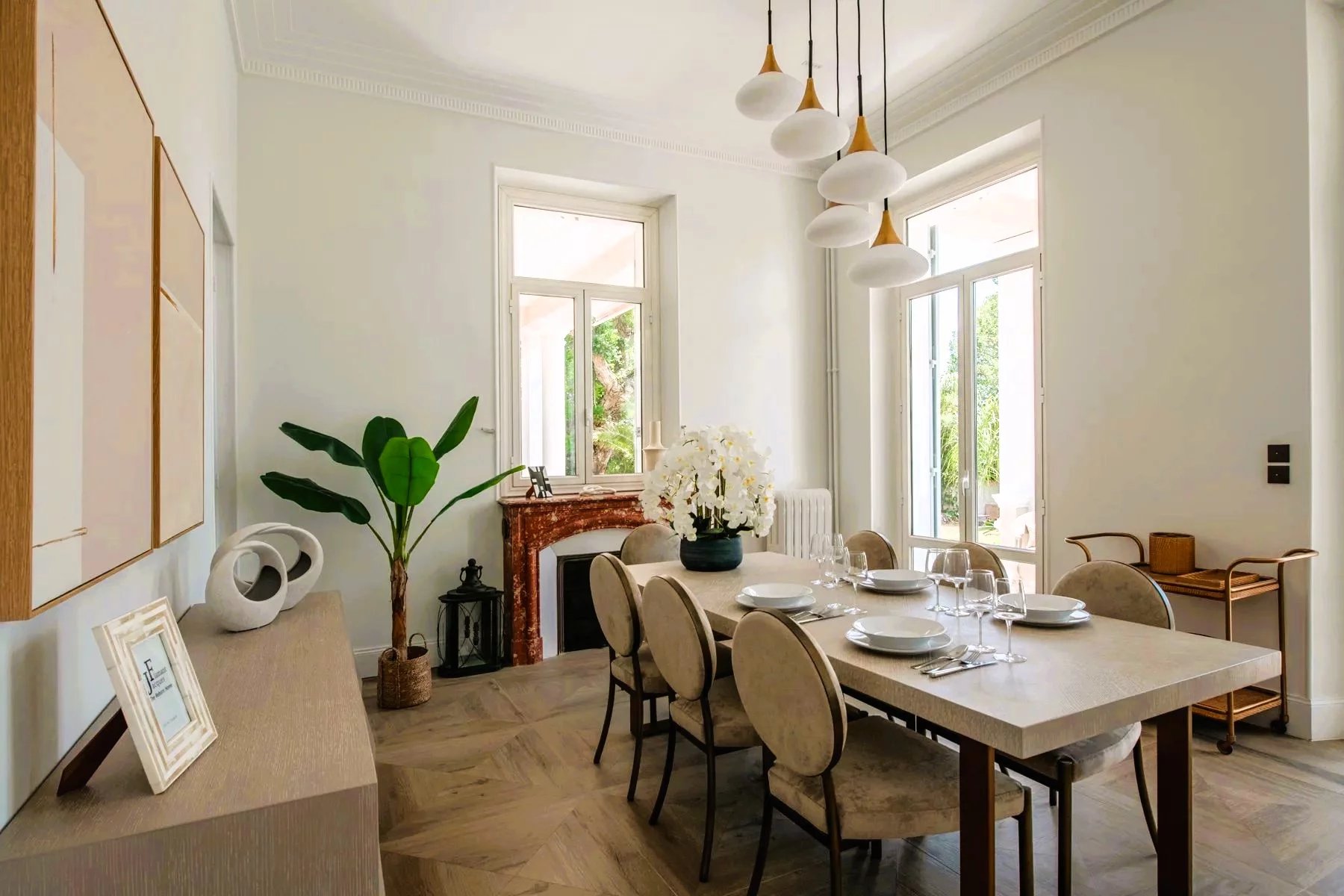 Saint-Raphaël, Provence-Alpes-Côte d’Azur, 83700, FR, 5 Bedrooms Bedrooms, ,Residential,For Sale,1994544