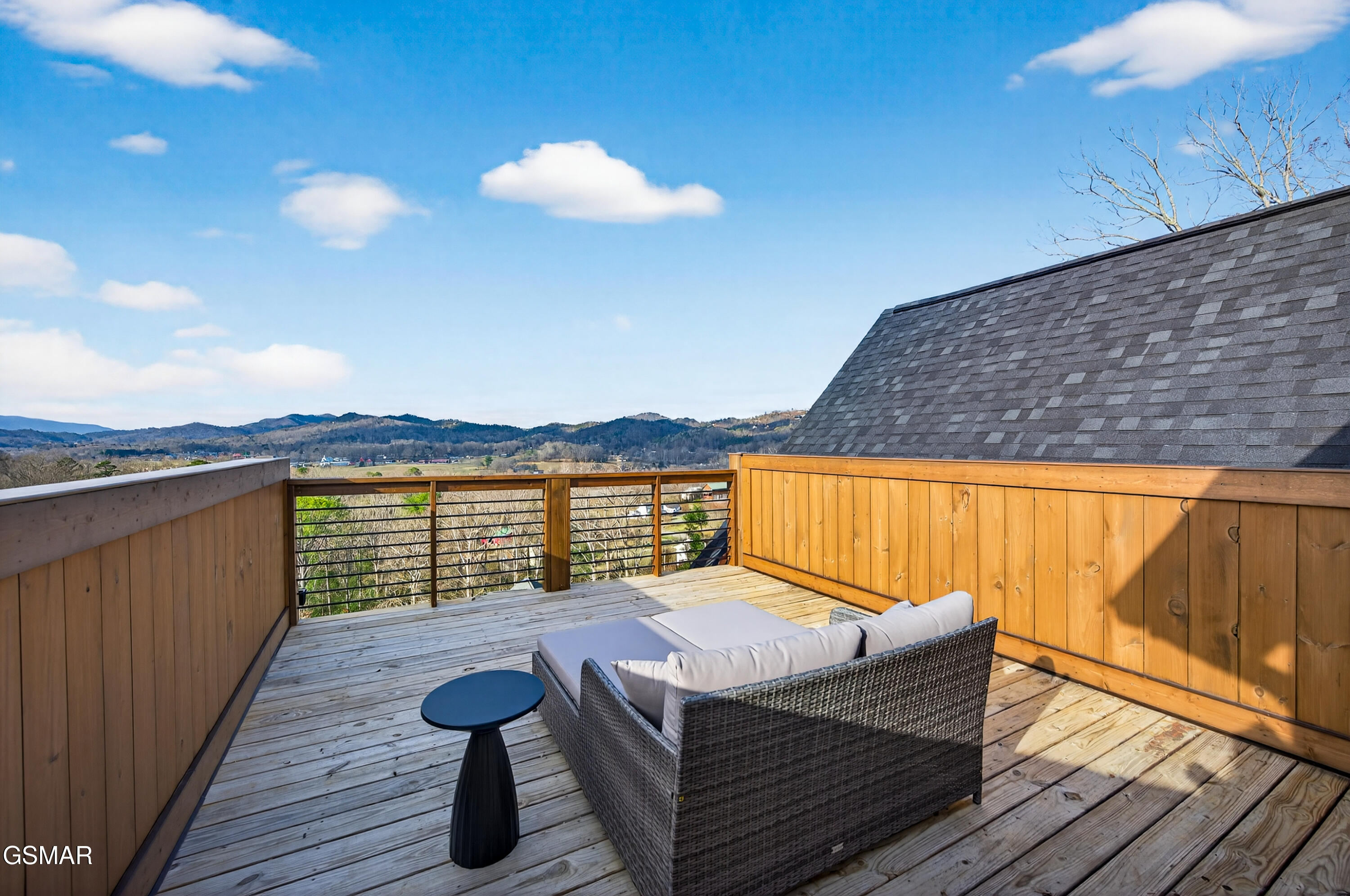 Sevierville, Tennessee, 37862, United States, 5 Bedrooms Bedrooms, ,7 BathroomsBathrooms,Residential,For Sale,2008149