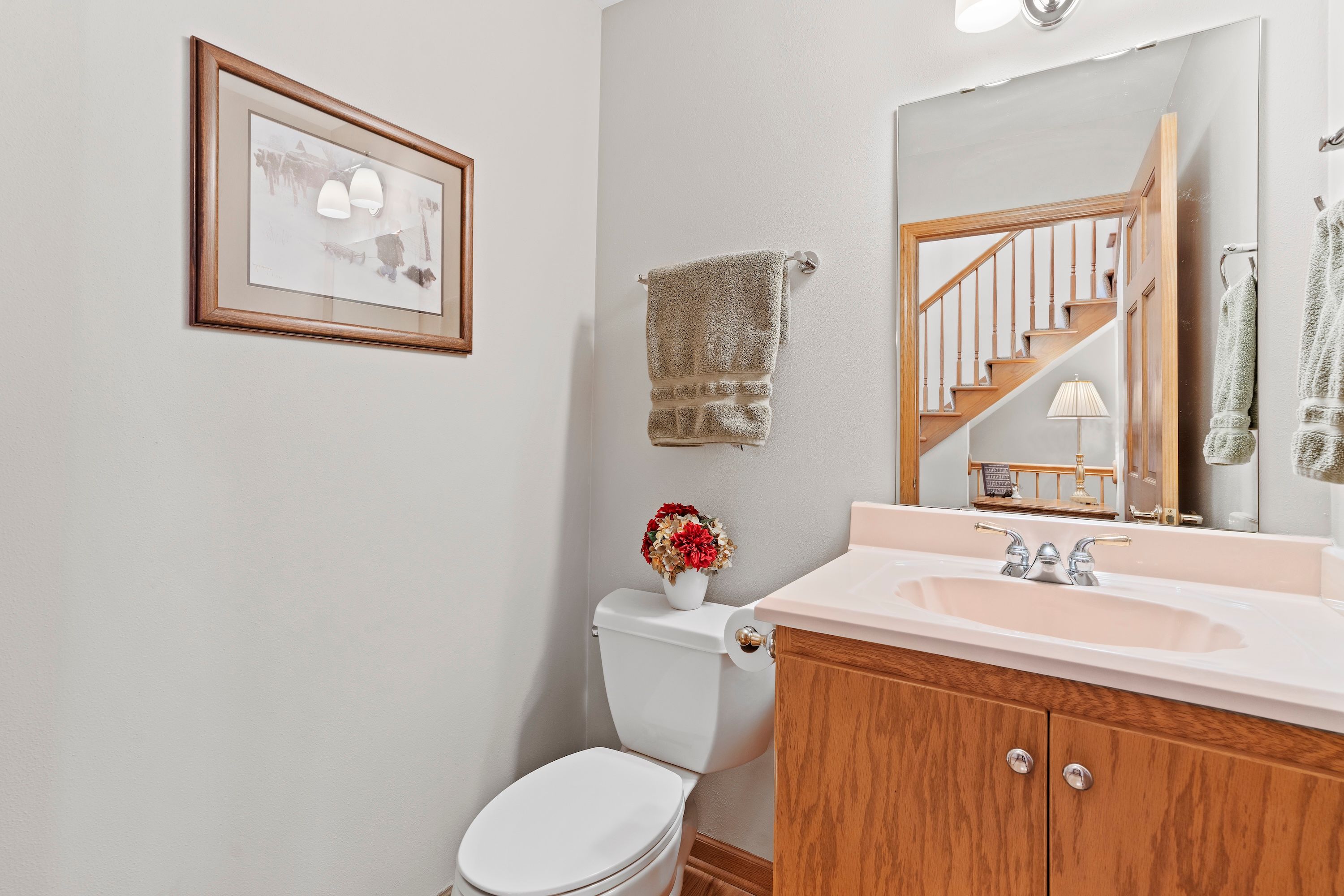  Spacious Side-by-Side Condo in Brookfield - 物件實景