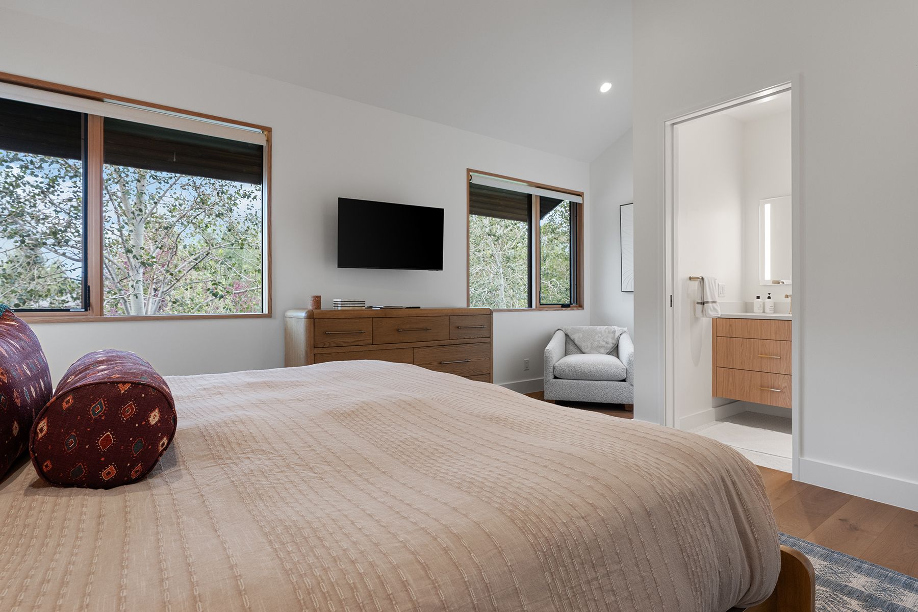  Refined East Jackson Retreat - 物件實景