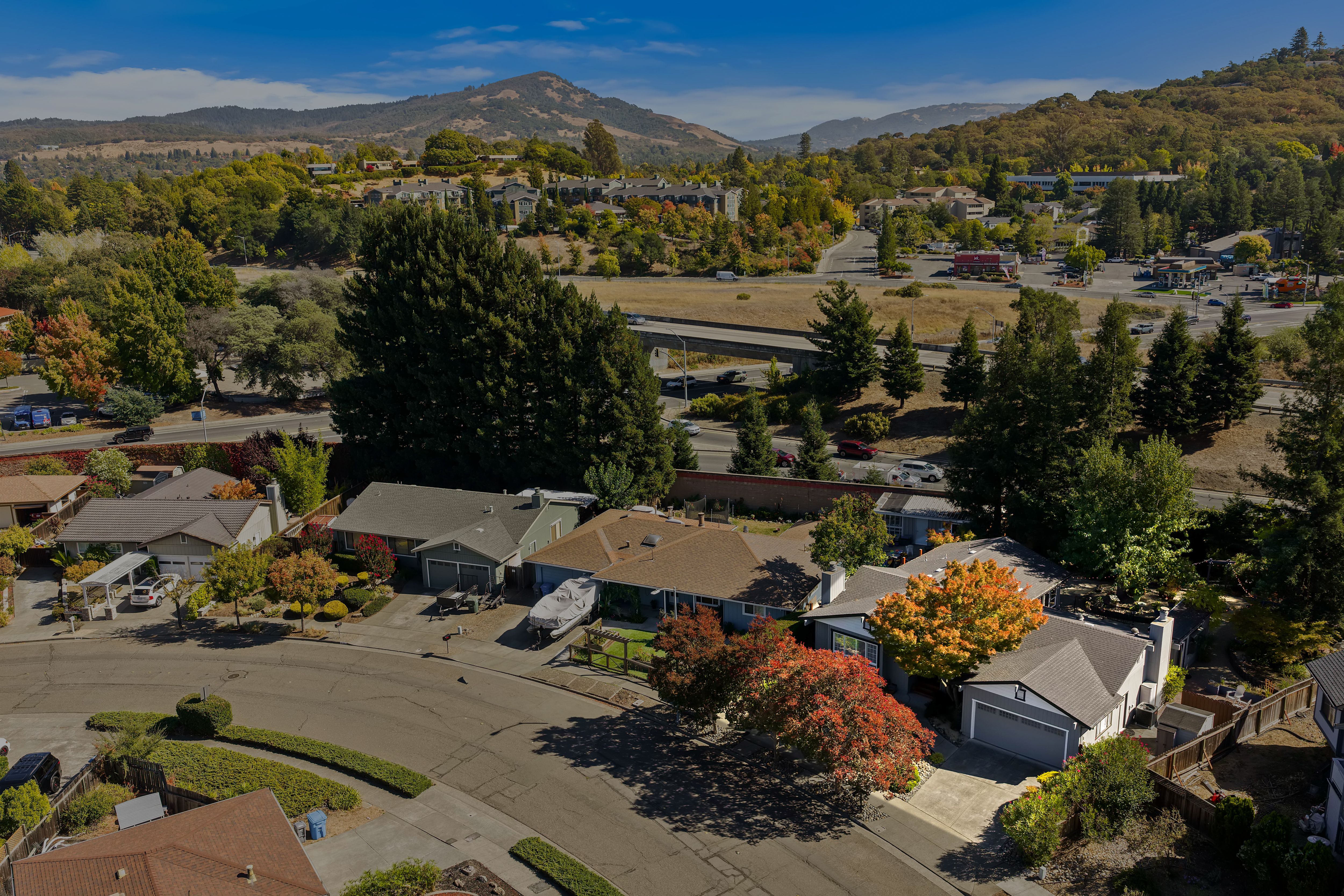  2158 Mount Olive Drive, Santa Rosa, CA 95404 - 物件實景