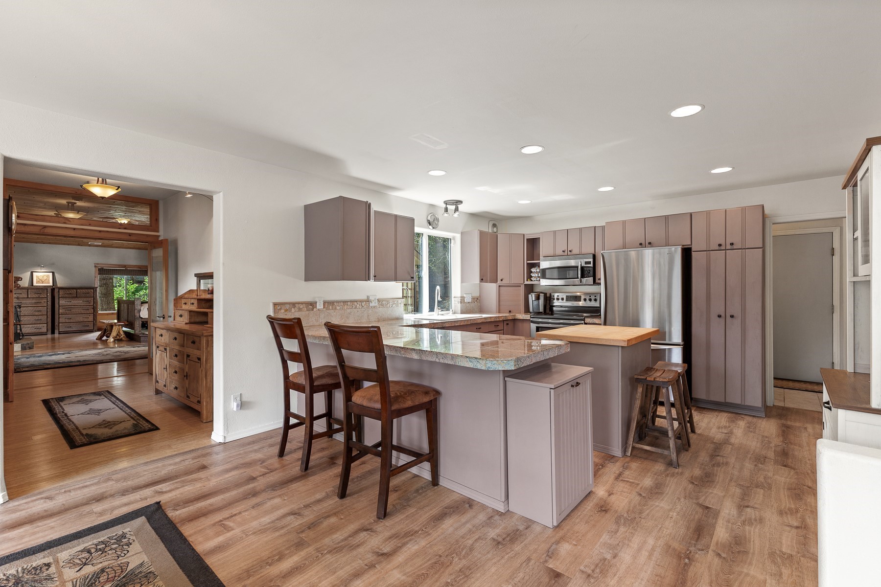  Hayden Lake Year Round Waterfront Living - 物件實景