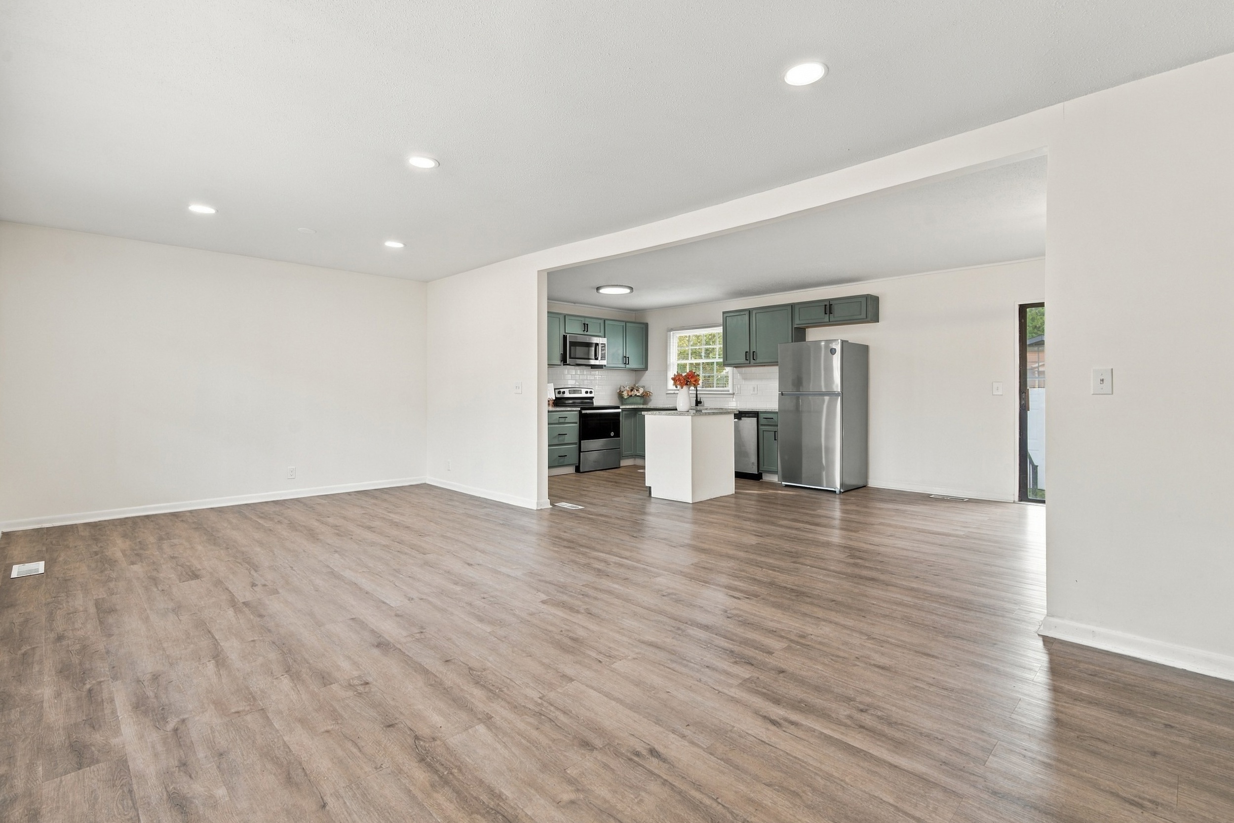  307 Meadowbrook Drive SE - 物件實景