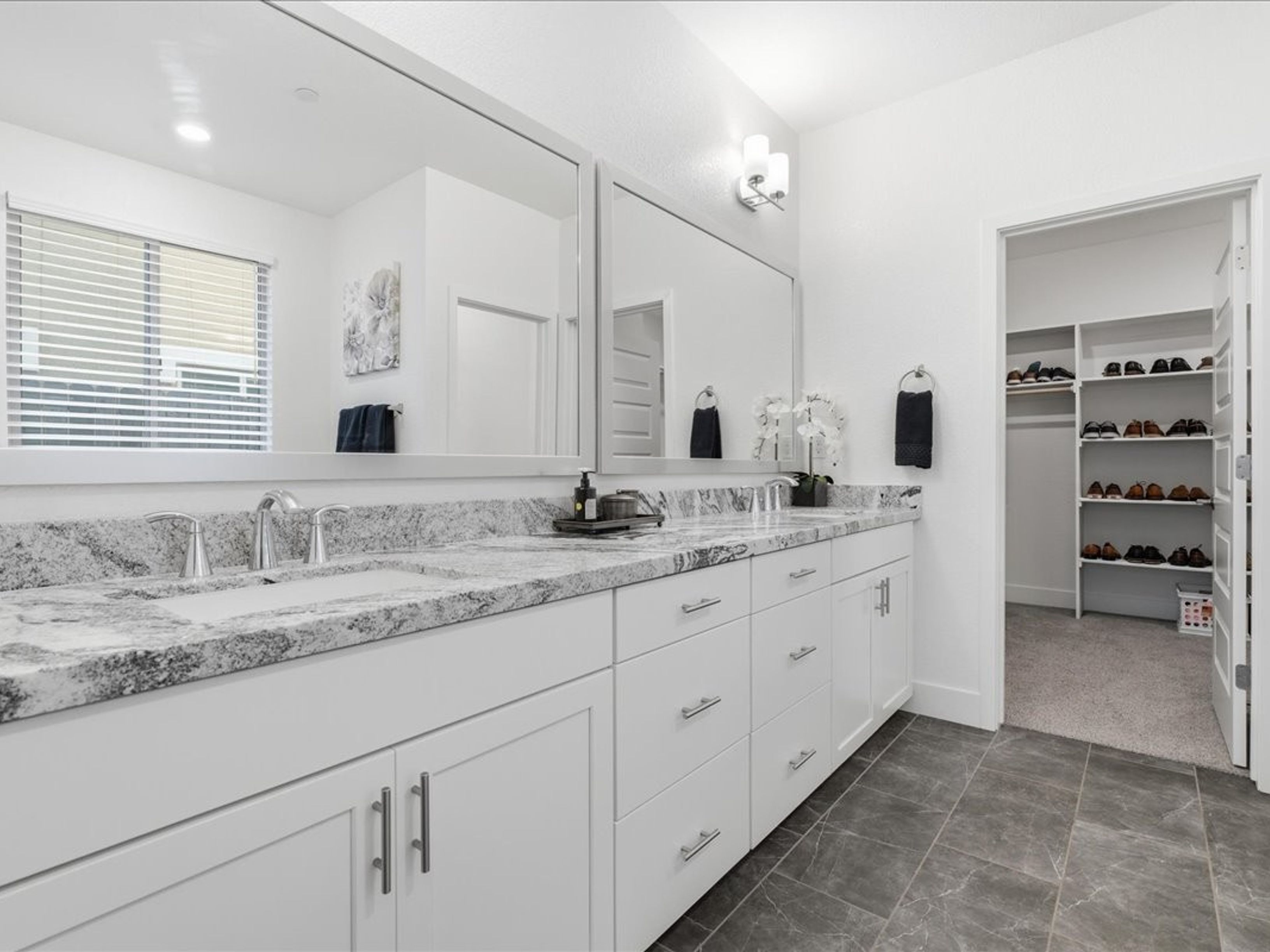  12731 Montbrook Way, Rancho Cordova, CA 95742 - 物件實景