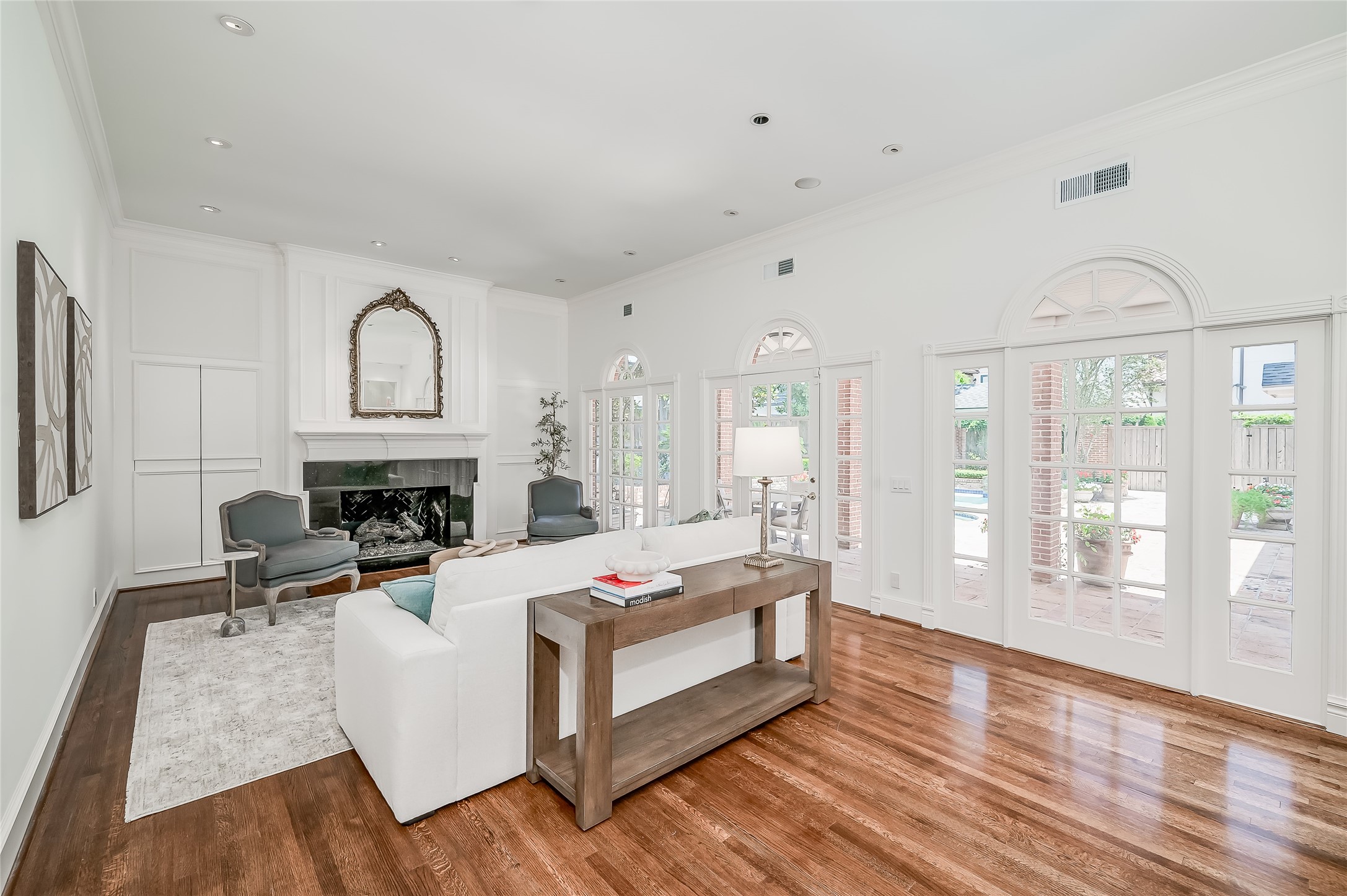  5495 Sugar Hill Drive - 物件實景