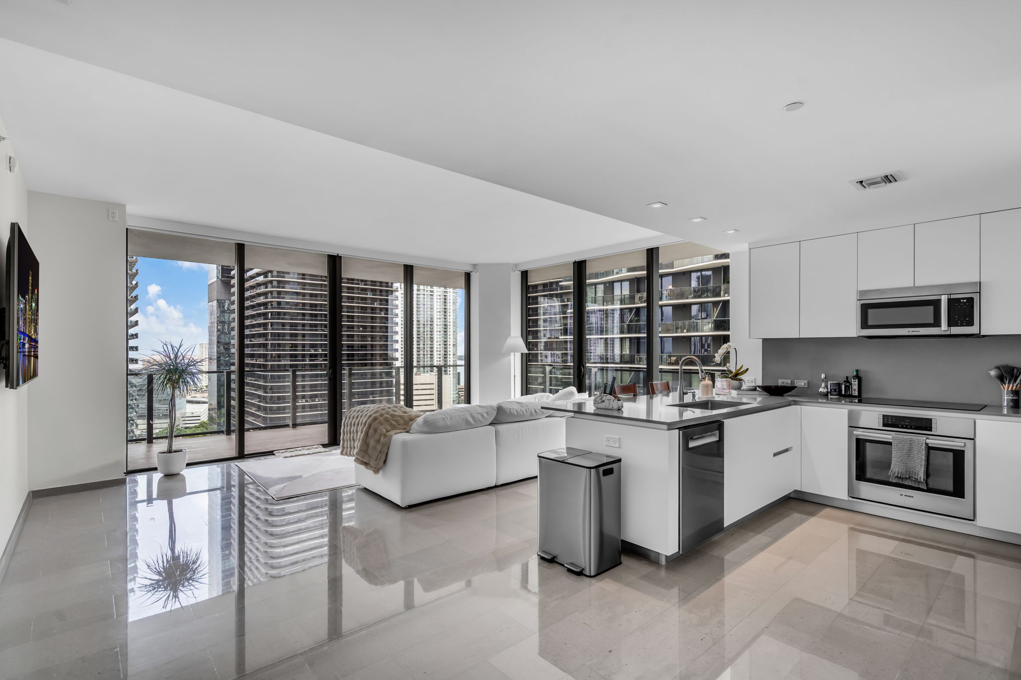  88 SW 7th St, Miami, FL, 33130 - 物件實景