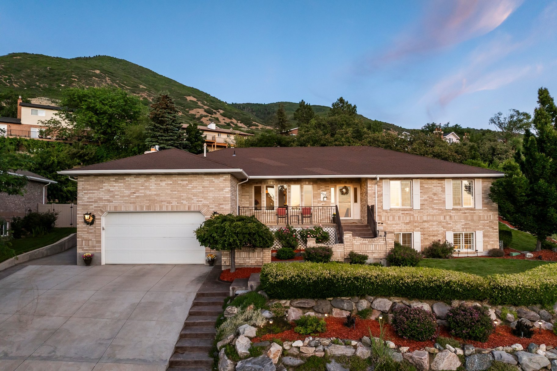  Farmington Rambler on Private Half-Acre with Incredible Views - 物件實景