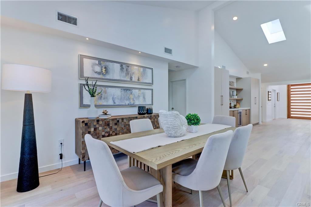 Laguna Woods, California, 92637, United States, 3 Bedrooms Bedrooms, ,1 BathroomBathrooms,Residential,For Sale,1987087