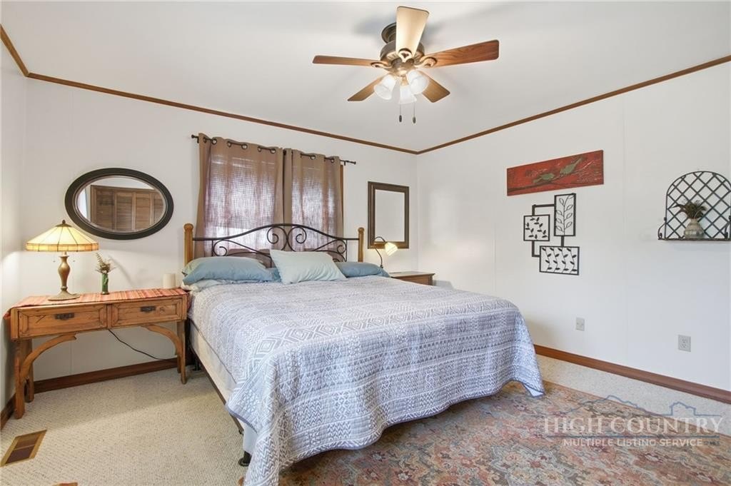 Spruce Pine, North Carolina, 28777, United States, 4 Bedrooms Bedrooms, ,2 BathroomsBathrooms,Residential,For Sale,2045160