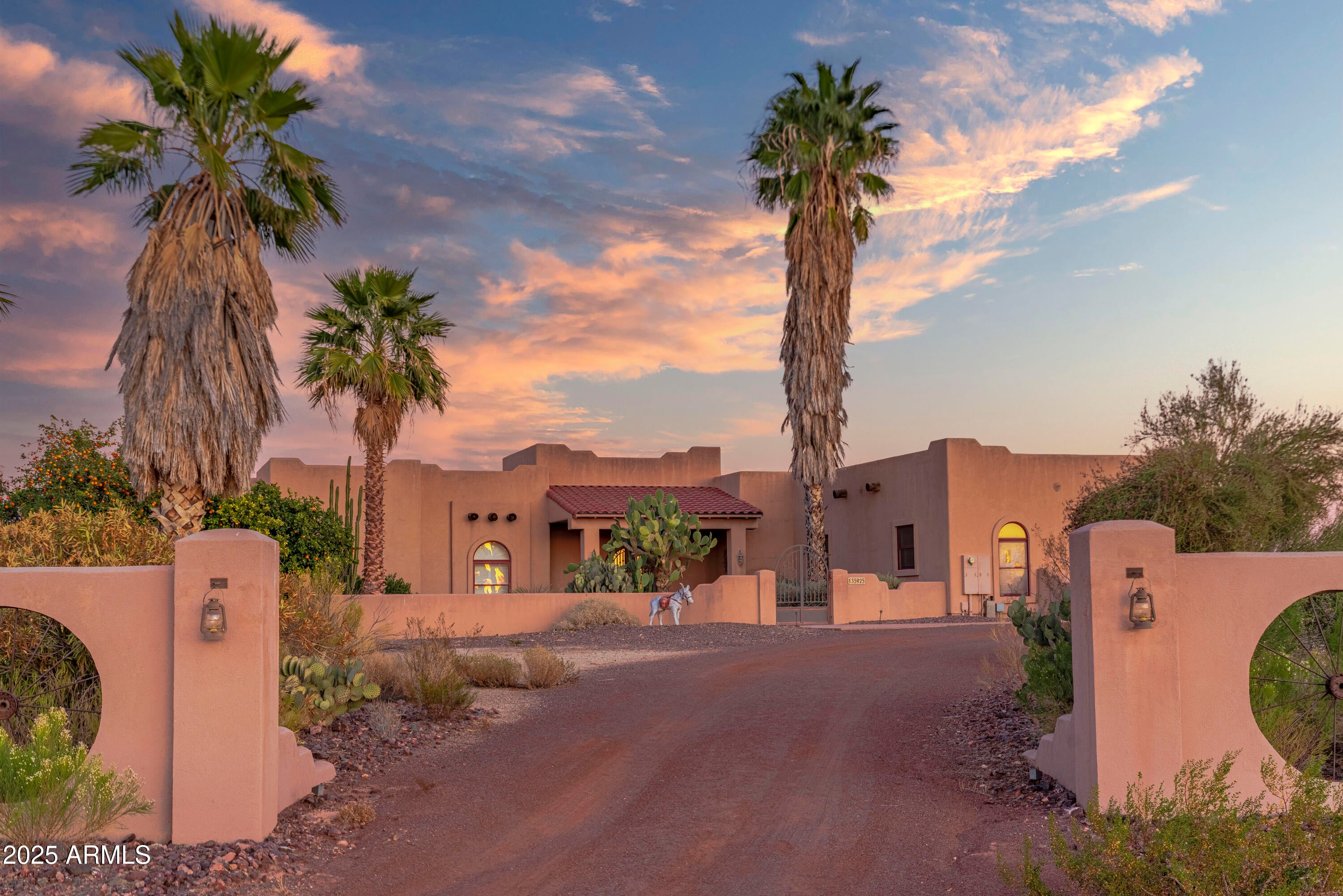 Wickenburg, Arizona, 85390, United States, 6 Bedrooms Bedrooms, ,4 BathroomsBathrooms,Residential,For Sale,1978720