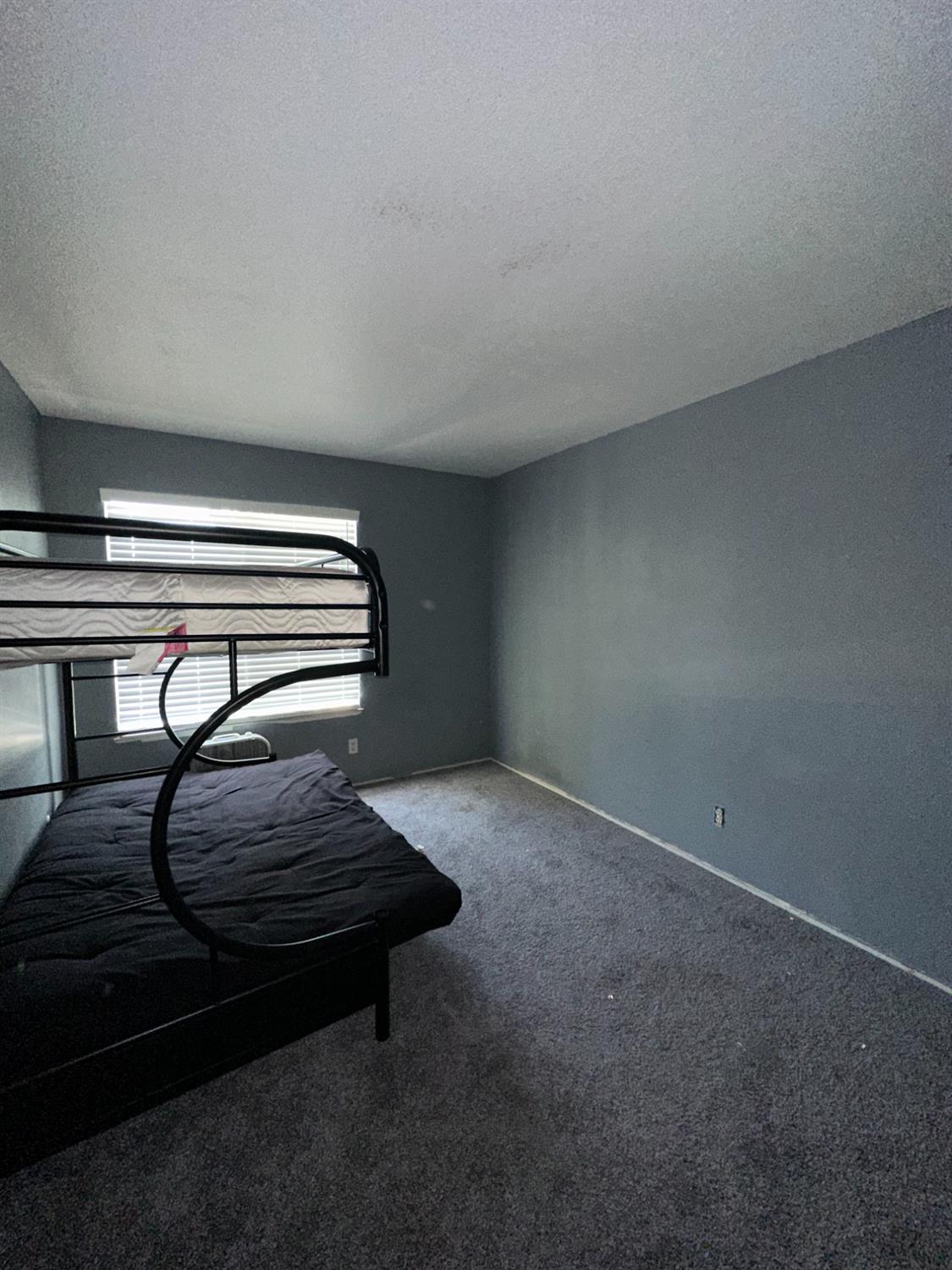 Sacramento, California, 95826, United States, 4 Bedrooms Bedrooms, ,3 BathroomsBathrooms,Residential,For Sale,1898799