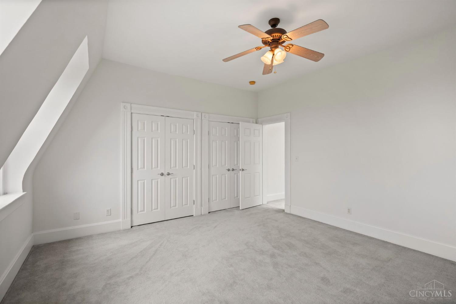Cincinnati, Ohio, 45219, United States, 4 Bedrooms Bedrooms, ,4 BathroomsBathrooms,Residential,For Sale,1804934