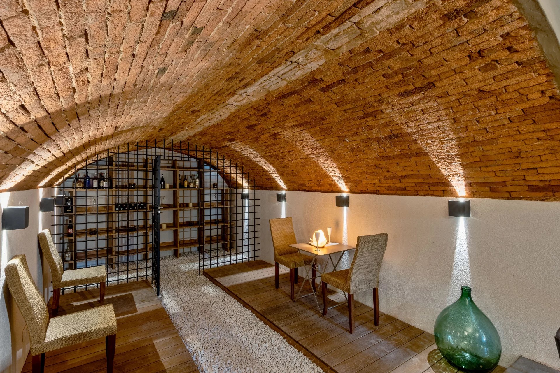 La Garde-Freinet, Provence-Alpes-Côte d’Azur, 83680, FR, 12 Bedrooms Bedrooms, ,12 BathroomsBathrooms,Residential,For Sale,1998500