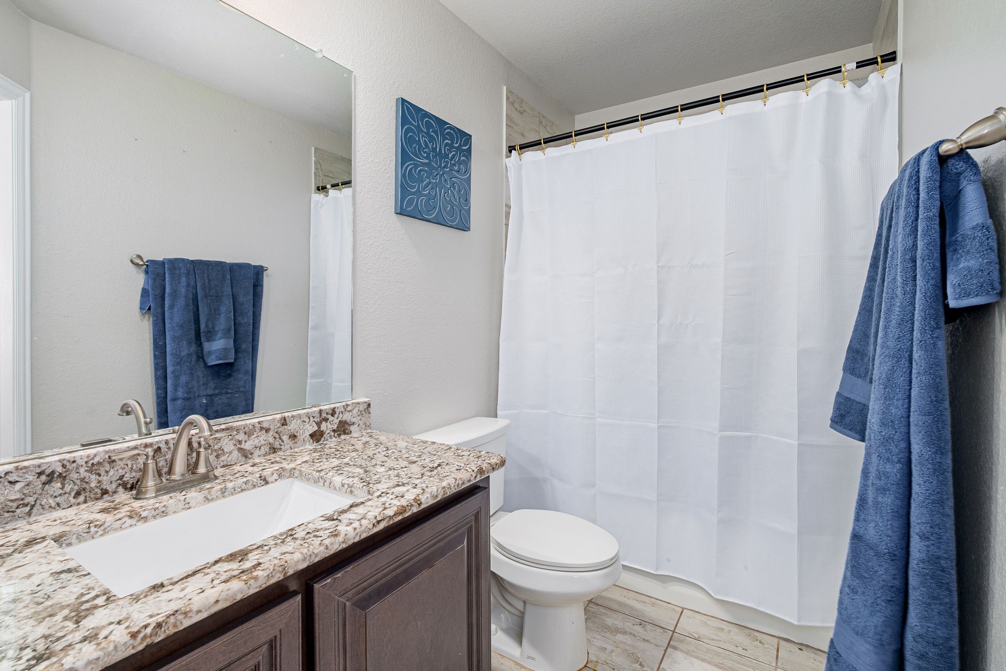 Van Alstyne, Texas, 75495, United States, 4 Bedrooms Bedrooms, ,4 BathroomsBathrooms,Residential,For Sale,1874431