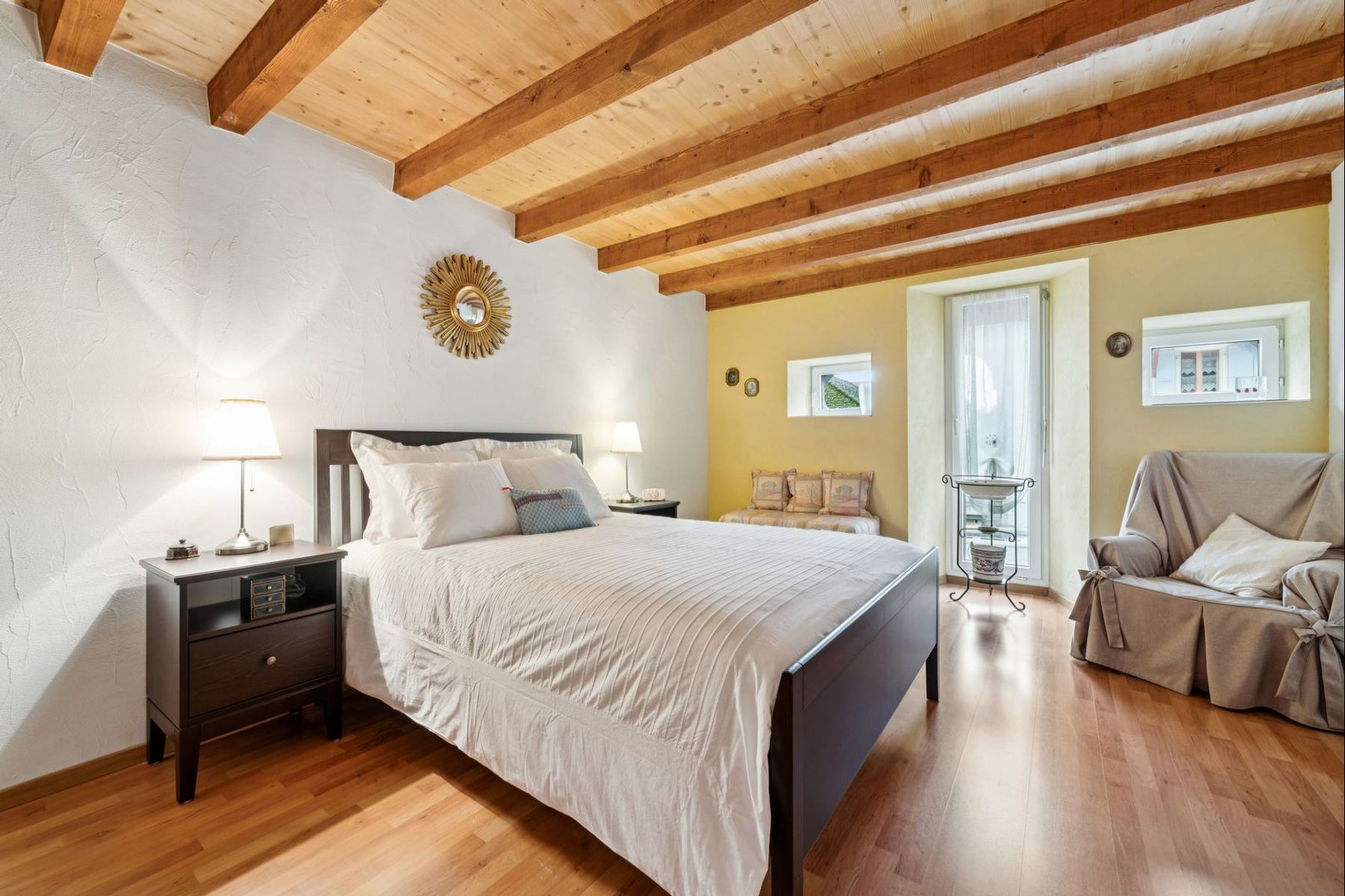  Spacious 4.5-room apartment with loggia in Champagne - 物件實景