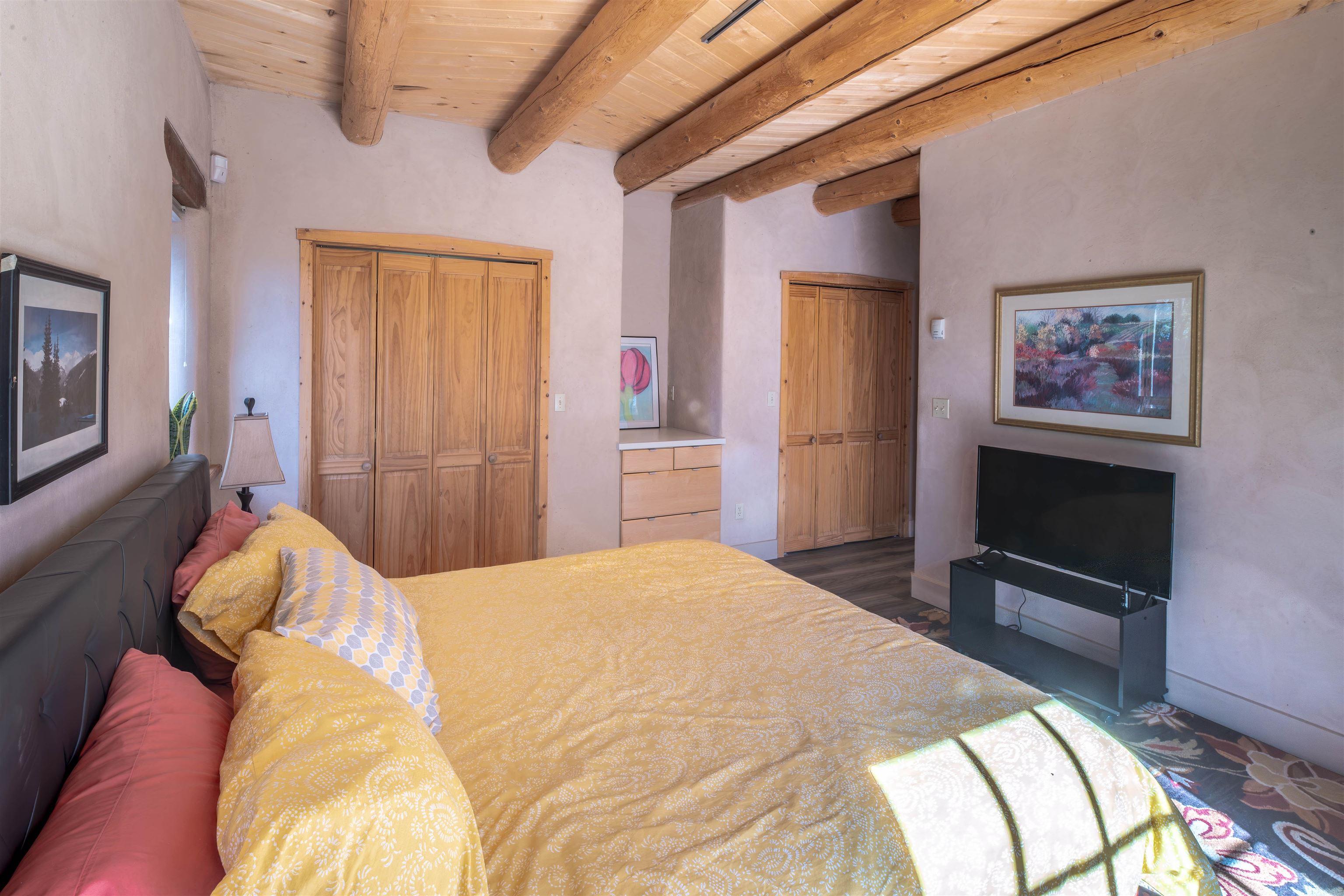 Taos, New Mexico, 87571, United States, 2 Bedrooms Bedrooms, ,2 BathroomsBathrooms,Residential,For Sale,1991479