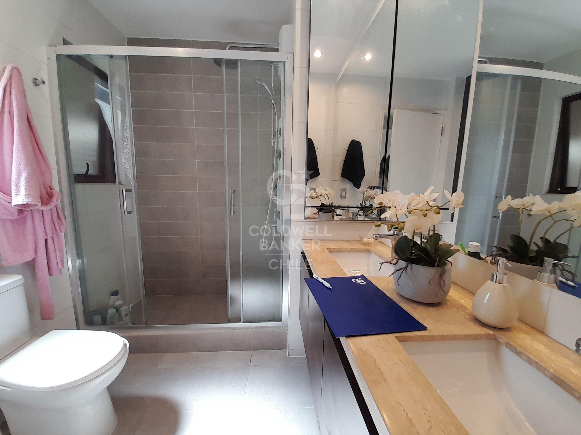 Colina, Chile, 3 Bedrooms Bedrooms, ,3 BathroomsBathrooms,Residential,For Sale,1967756