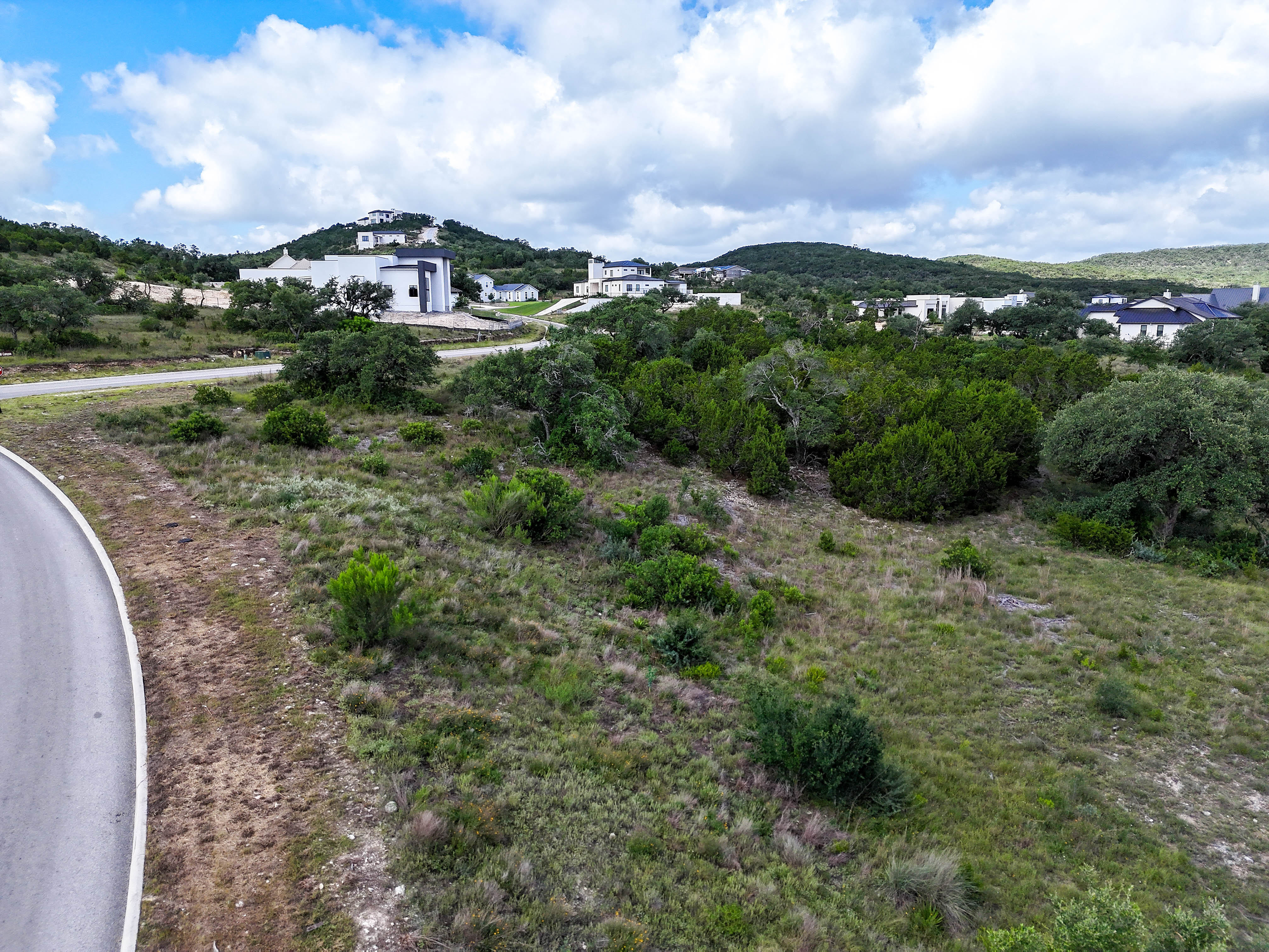  Exceptional Opportunity - Three Adjacent Lots - 物件實景