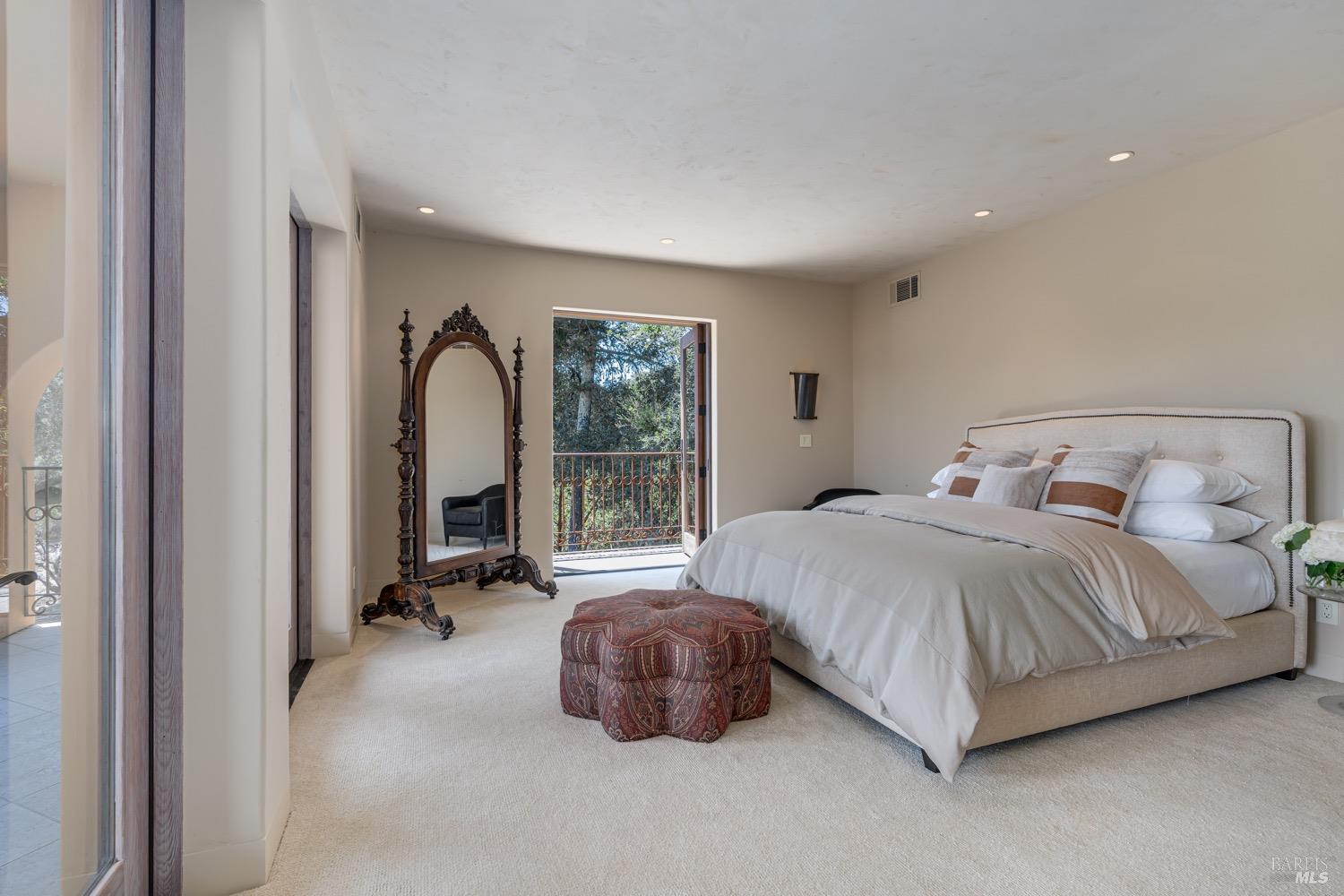 Calistoga, California, 94515, United States, 8 Bedrooms Bedrooms, ,10 BathroomsBathrooms,Residential,For Sale,1896819