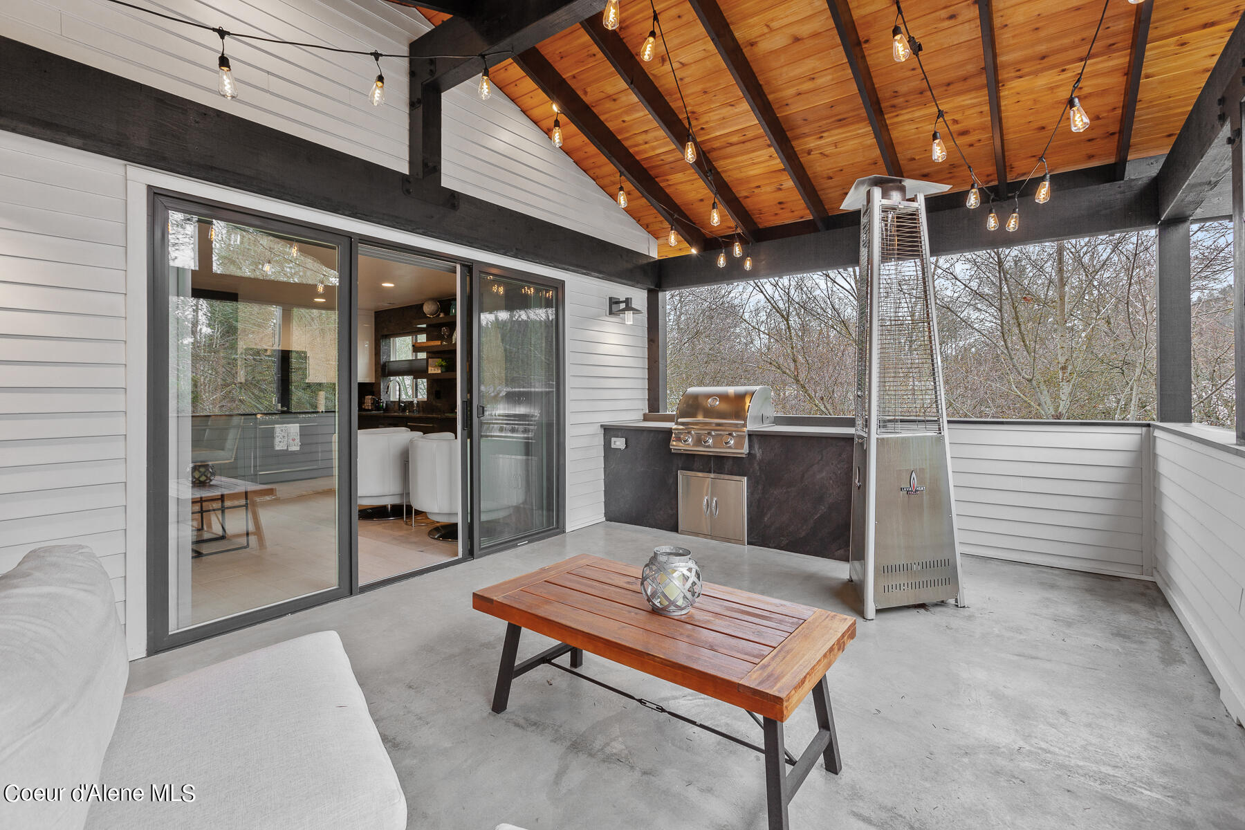 Coeur d'Alene, Idaho, 83814, United States, 4 Bedrooms Bedrooms, ,1 BathroomBathrooms,Residential,For Sale,1975946