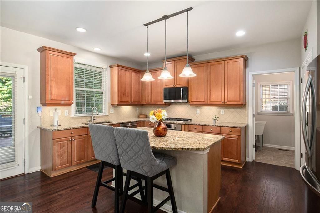 Buford, Georgia, 30518, United States, 7 Bedrooms Bedrooms, ,4 BathroomsBathrooms,Residential,For Sale,1964442