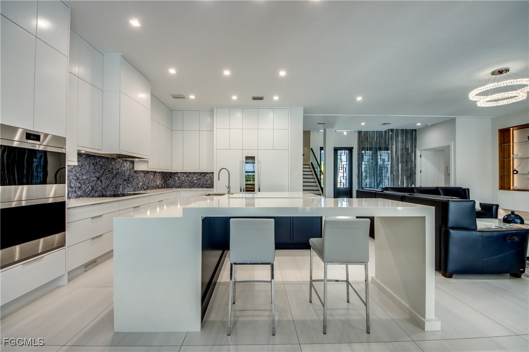 Cape Coral, Florida, 33904, United States, 5 Bedrooms Bedrooms, ,6 BathroomsBathrooms,Residential,For Sale,1979018