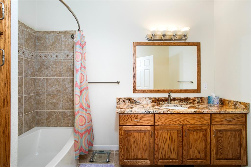 Polson, Montana, 59860, United States, 4 Bedrooms Bedrooms, ,4 BathroomsBathrooms,Residential,For Sale,1984394