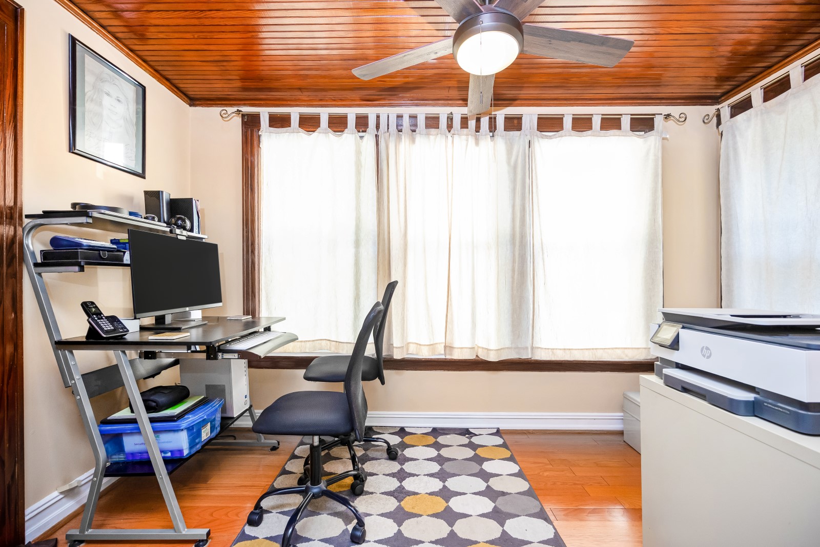 Glendale, New York, 11385, United States, 3 Bedrooms Bedrooms, ,2 BathroomsBathrooms,Residential,For Sale,1932107