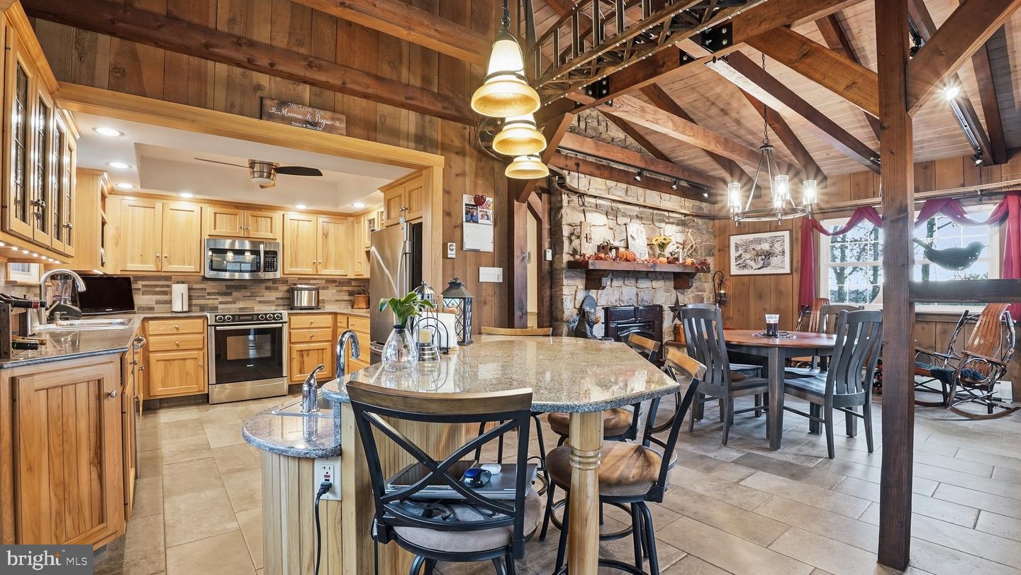 Allentown, Pennsylvania, 18103, United States, 3 Bedrooms Bedrooms, ,2 BathroomsBathrooms,Residential,For Sale,1993254