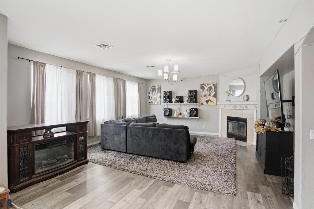 Hemet, California, 92545, United States, 5 Bedrooms Bedrooms, ,3 BathroomsBathrooms,Residential,For Sale,1969134