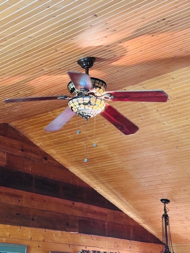 Hatfield, Arkansas, 71945, United States, 2 Bedrooms Bedrooms, ,1 BathroomBathrooms,Residential,For Sale,1977667