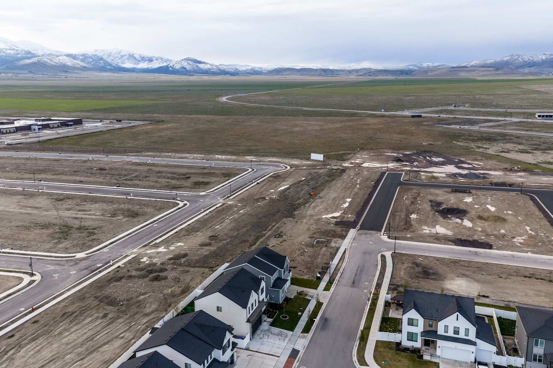  Better Than New Construction in Eagle Mountain, 2-Story with Finished Basement - 物件實景