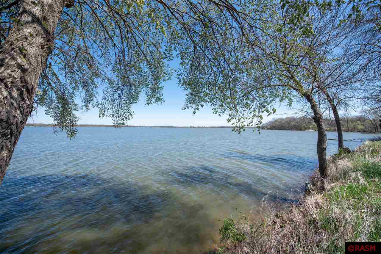 Lake Crystal, Minnesota, 56055, United States, 4 Bedrooms Bedrooms, ,3 BathroomsBathrooms,Residential,For Sale,1798331