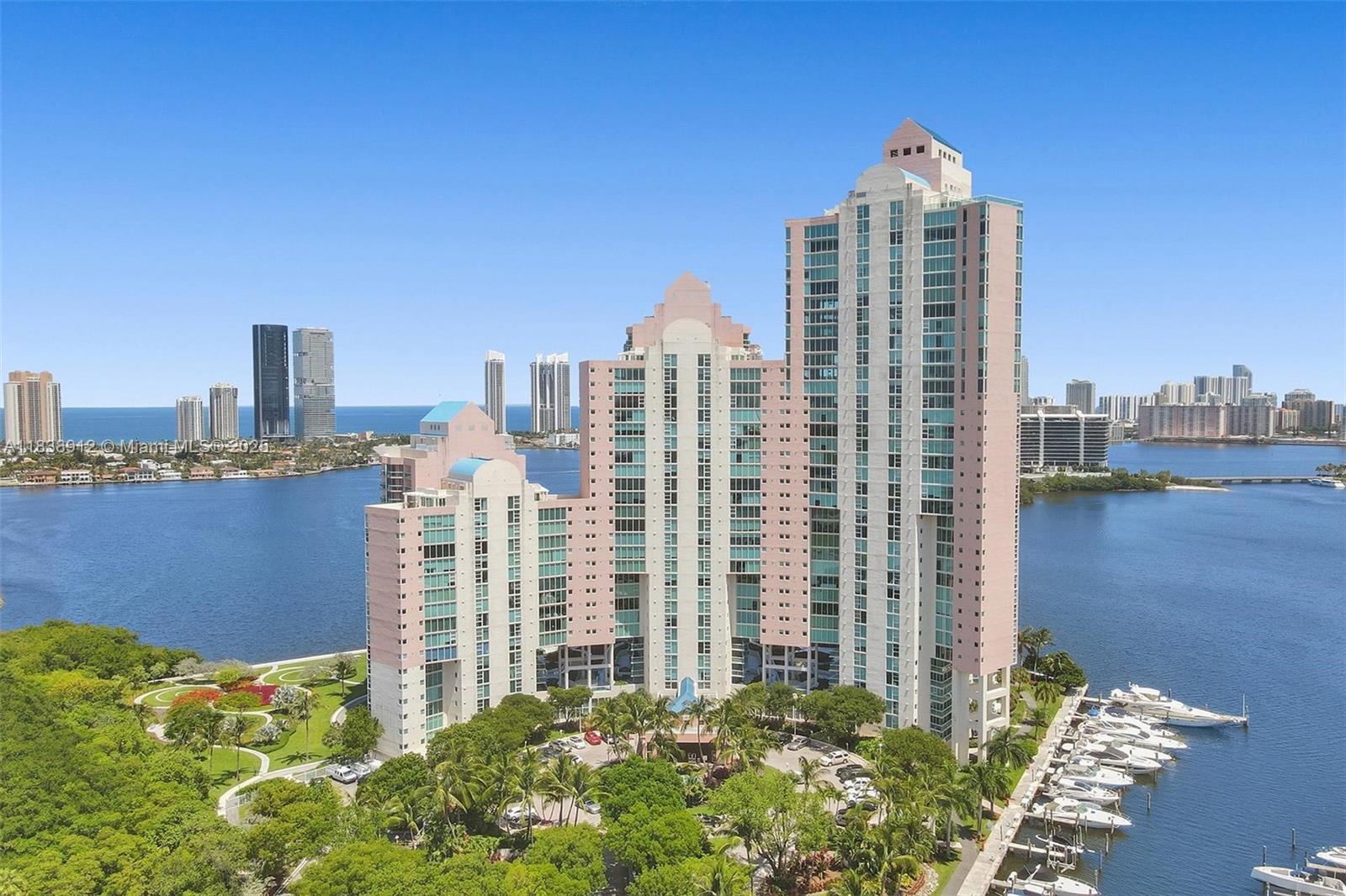 Aventura, Florida, 33180, United States, 2 Bedrooms Bedrooms, ,3 BathroomsBathrooms,Residential,For Sale,1910809