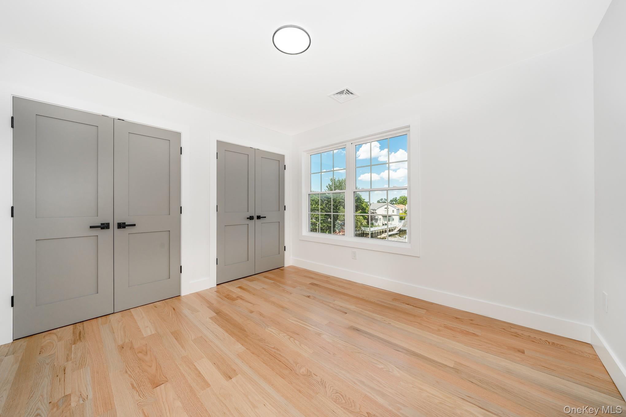 Bellmore, New York, 11710, United States, 5 Bedrooms Bedrooms, ,3 BathroomsBathrooms,Residential,For Sale,1977059