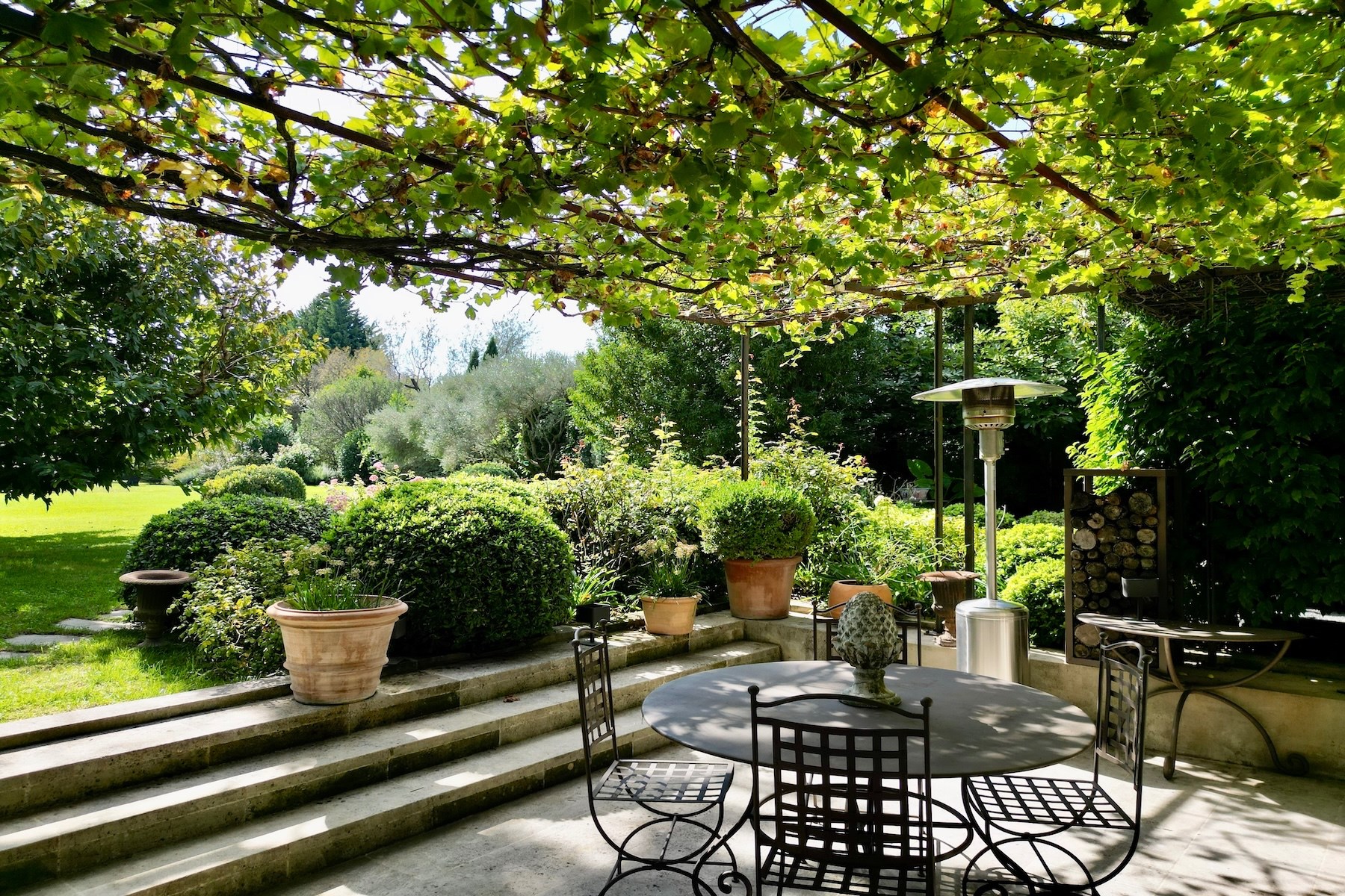 ELEGANT MAS - EXCEPTIONAL GARDEN - ROCHEFORT DU GARD - 物件實景