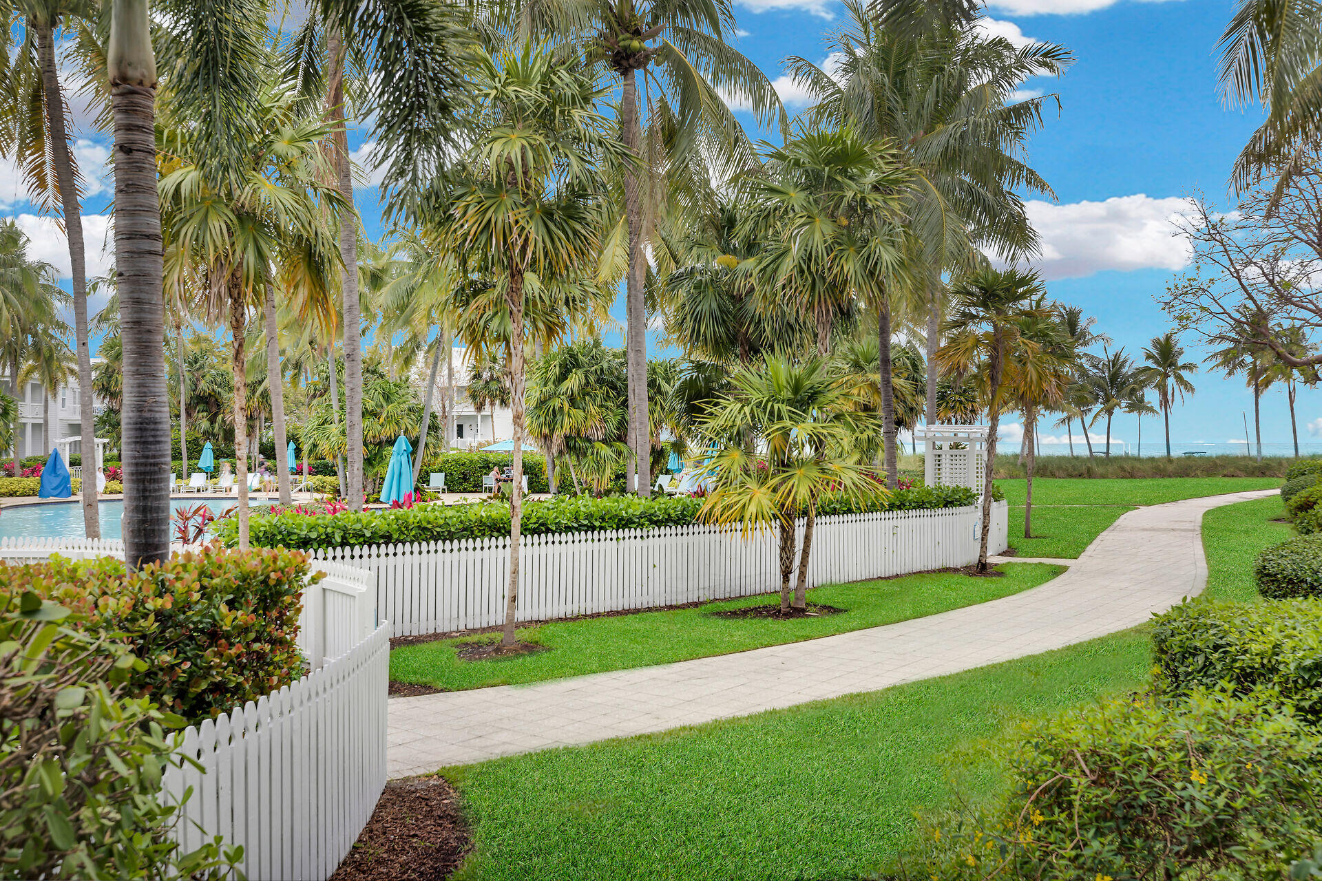 MARATHON, Florida, 33050, United States, 3 Bedrooms Bedrooms, ,4 BathroomsBathrooms,Residential,For Sale,1804124