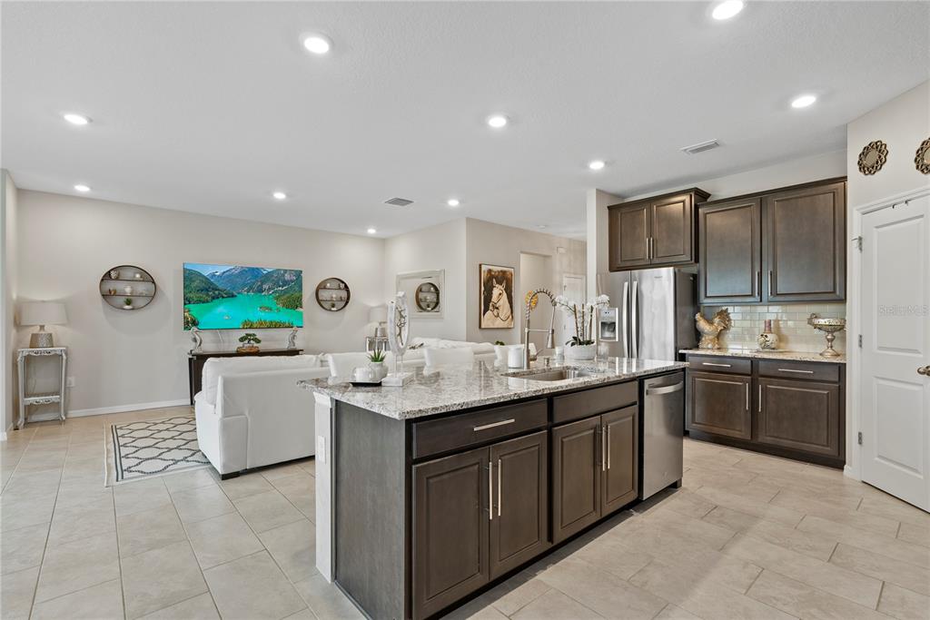 Lakewood Ranch, Florida, 34211, United States, 3 Bedrooms Bedrooms, ,3 BathroomsBathrooms,Residential,For Sale,1883325