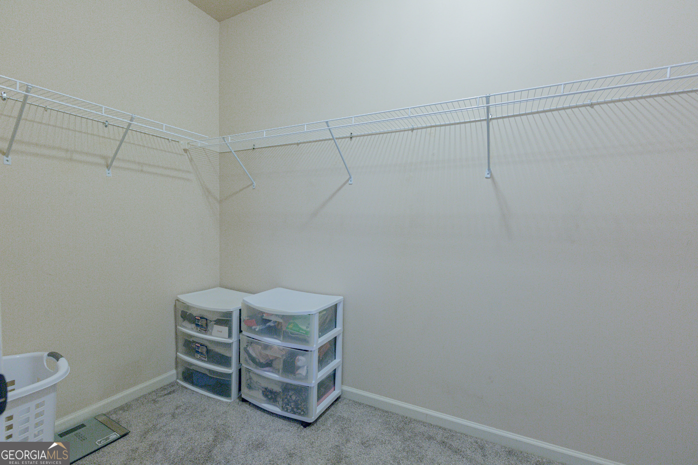 Senoia, Georgia, 30276, United States, 4 Bedrooms Bedrooms, ,3 BathroomsBathrooms,Residential,For Sale,1970203