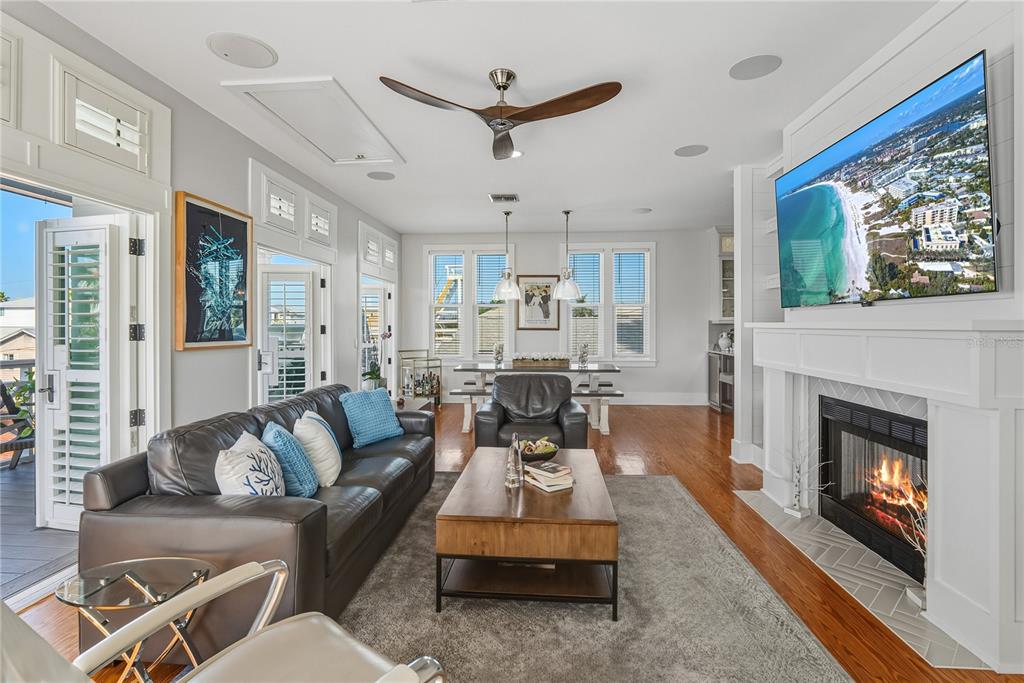 Treasure Island, Florida, 33706, United States, 3 Bedrooms Bedrooms, ,4 BathroomsBathrooms,Residential,For Sale,2003283