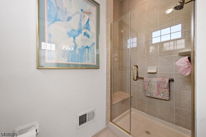 Monroe Township, New Jersey, 08831, United States, 2 Bedrooms Bedrooms, ,2 BathroomsBathrooms,Residential,For Sale,1976963