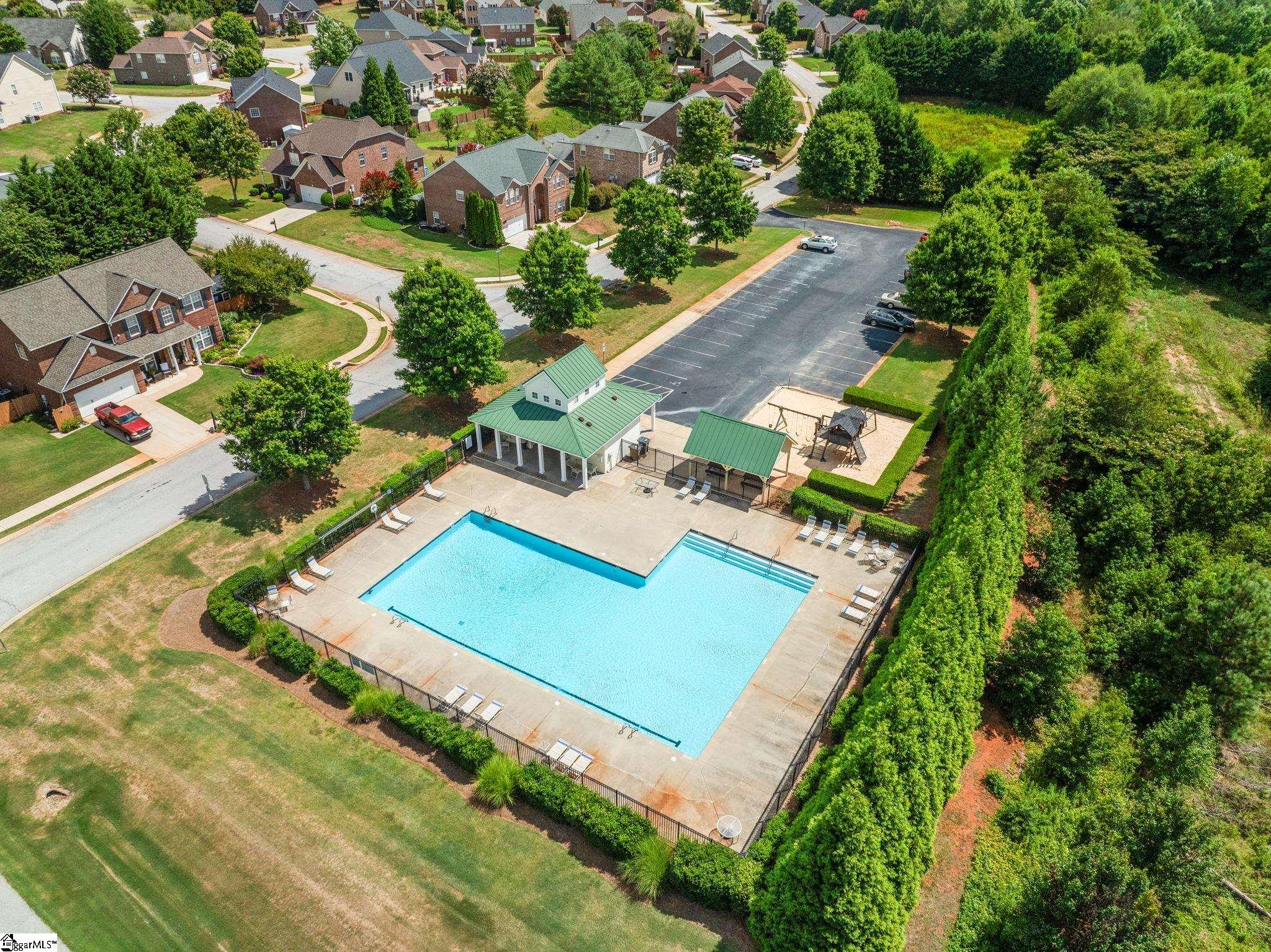 Greenville, South Carolina, 29609, United States, 4 Bedrooms Bedrooms, ,3 BathroomsBathrooms,Residential,For Sale,1907277