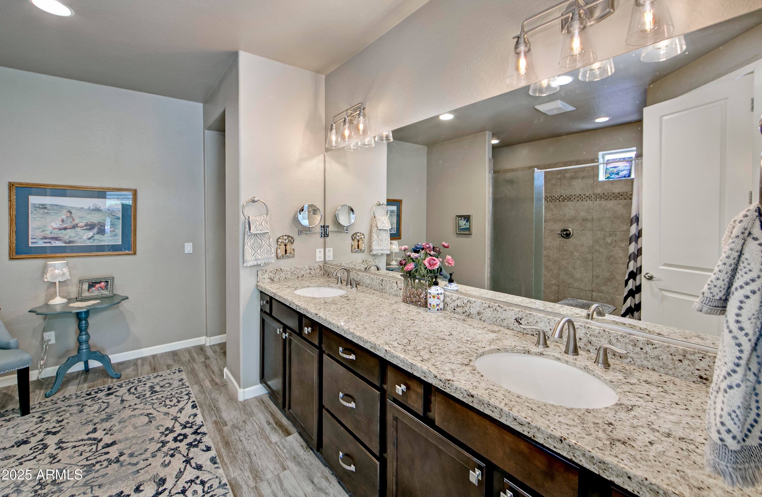 Prescott, Arizona, 86301, United States, 3 Bedrooms Bedrooms, ,2 BathroomsBathrooms,Residential,For Sale,1993124