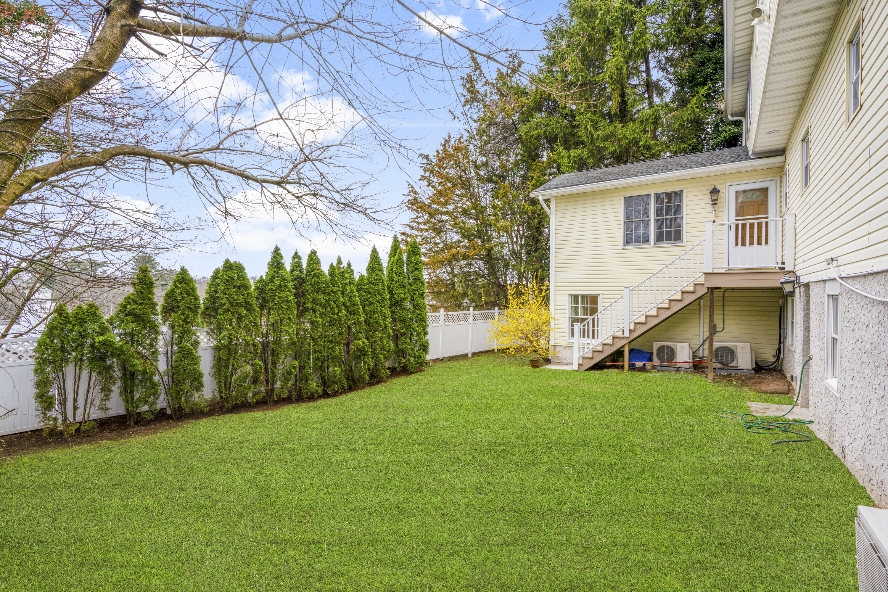  Beautifully Appointed Rye Neck Colonial - 物件實景